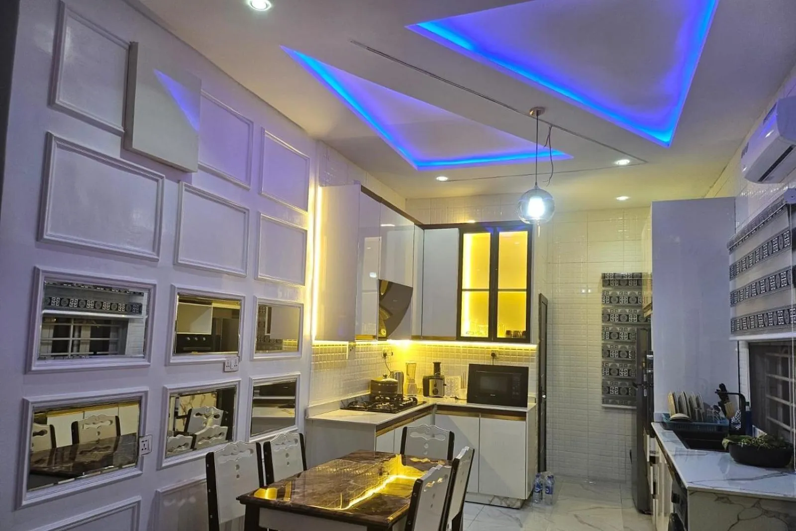 luxury 3bed rooms villa duplex lekki nigeria