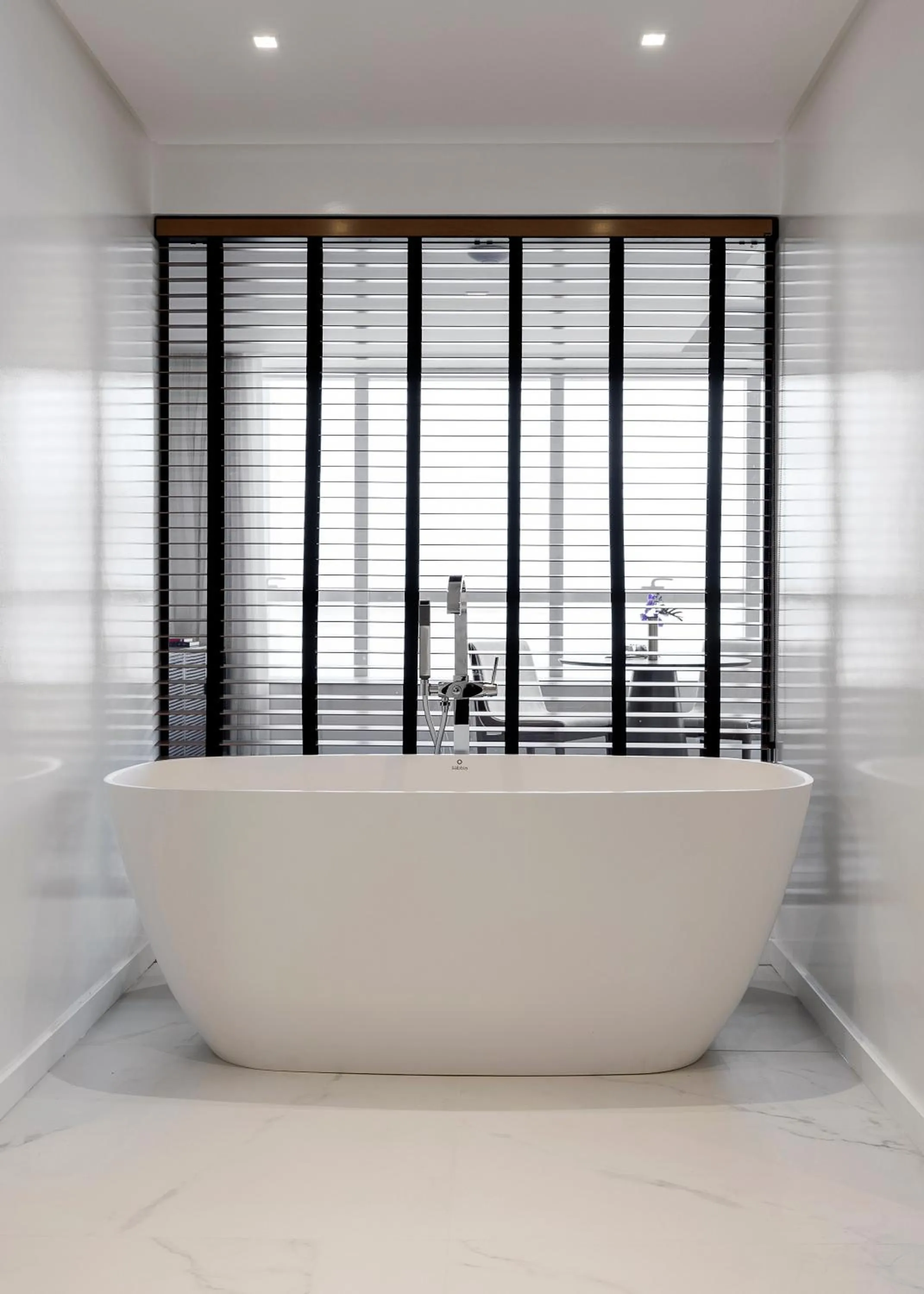 Bath in K-Platz Hotel