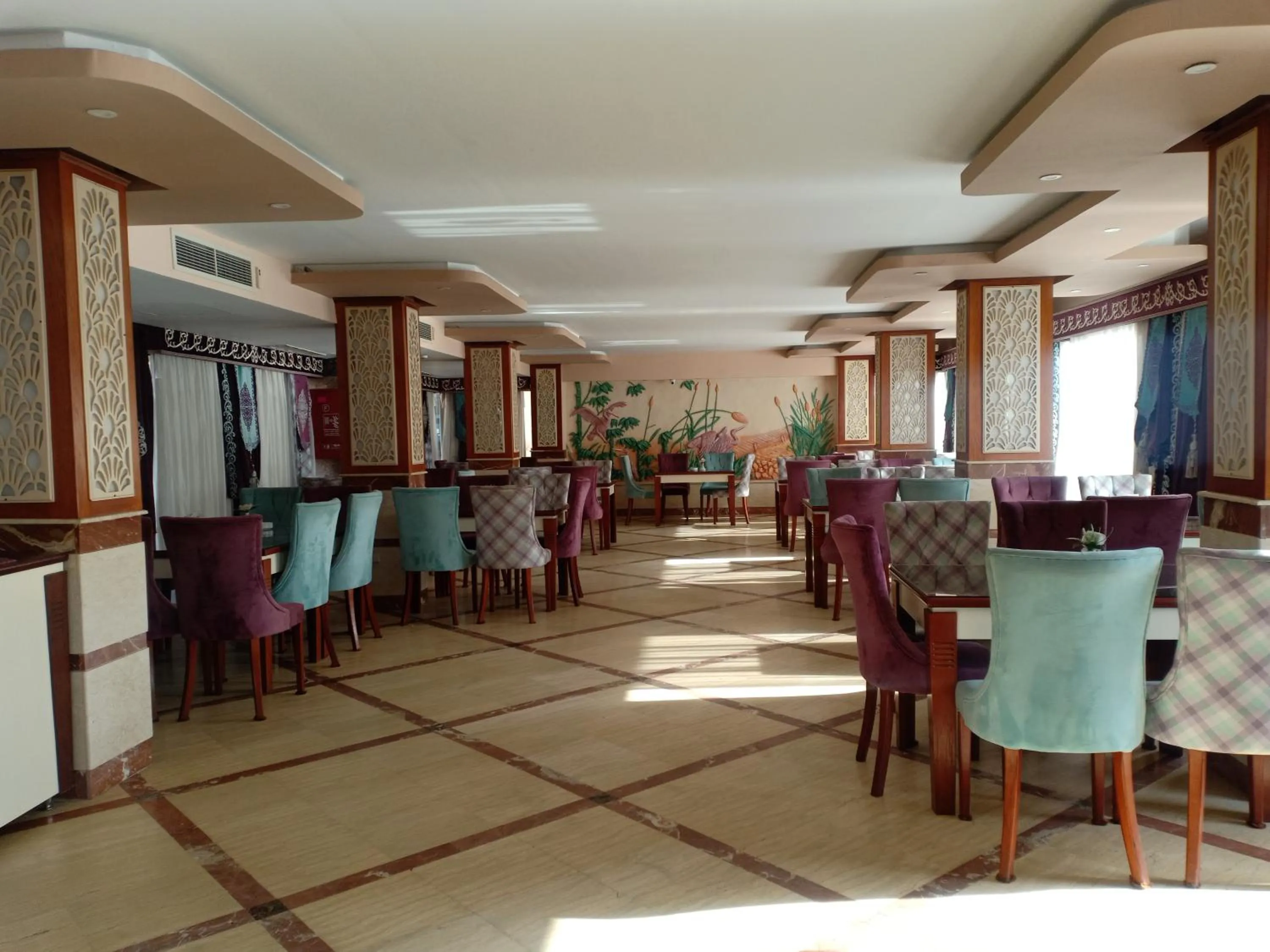 Restaurant/places to eat in Nile Transport Hotel