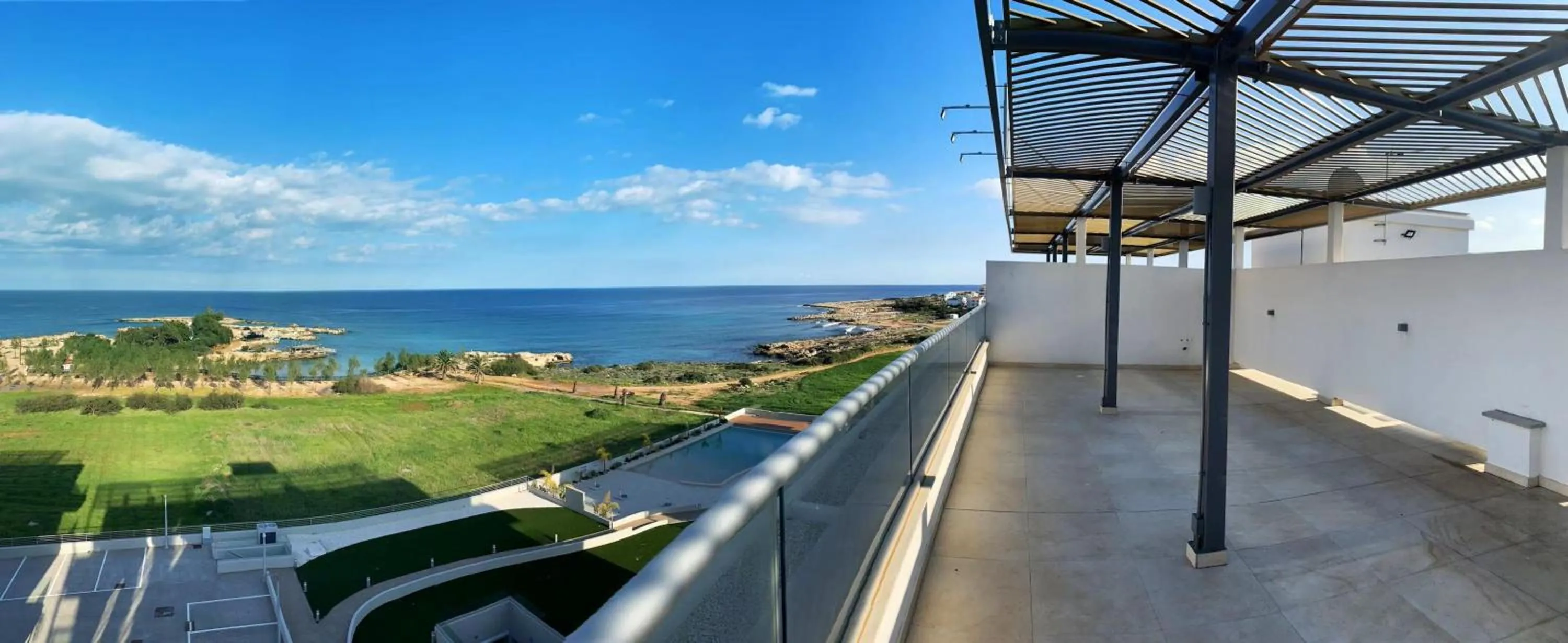 Sea view in Emerald Suites