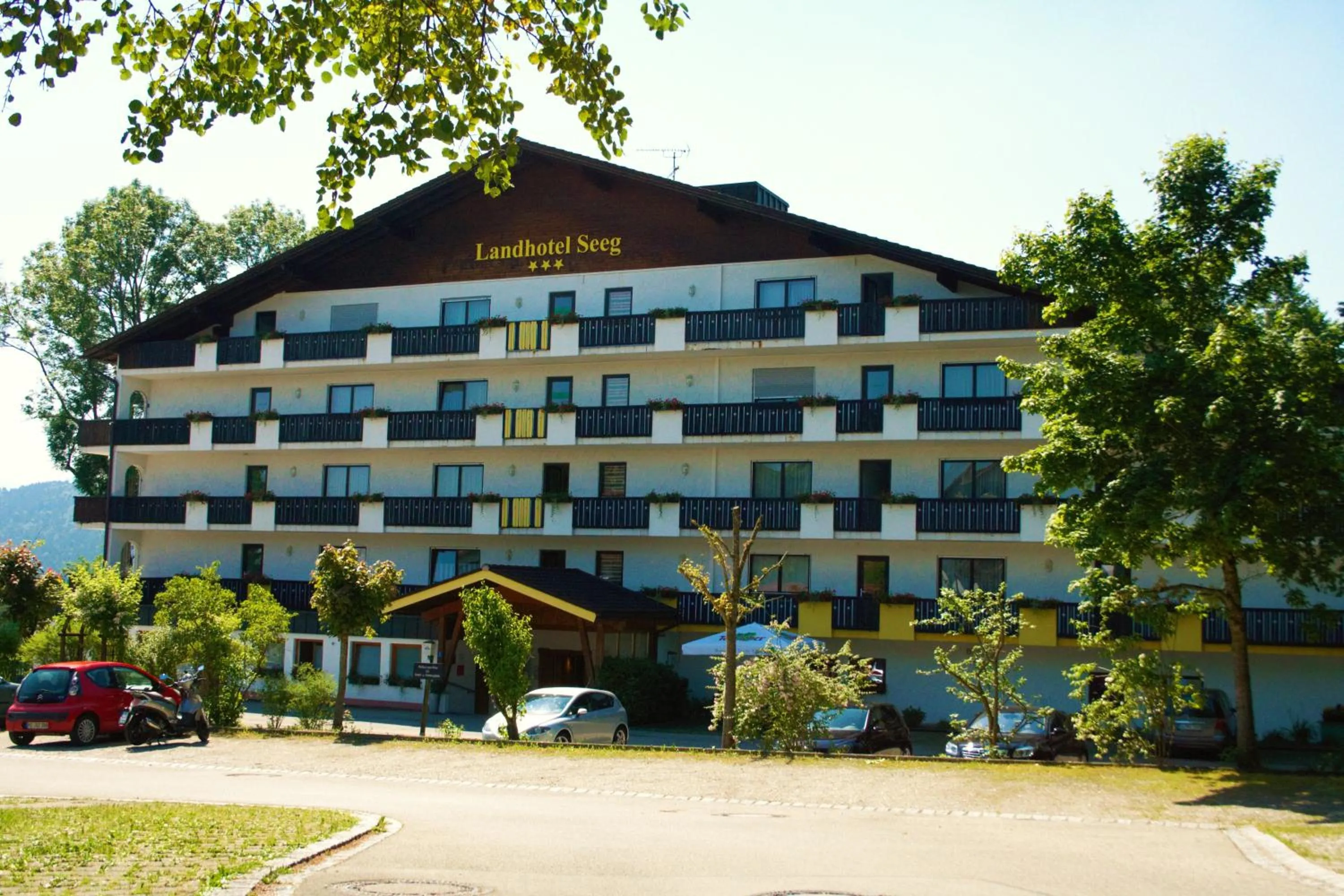 Facade/entrance in Landhotel Seeg