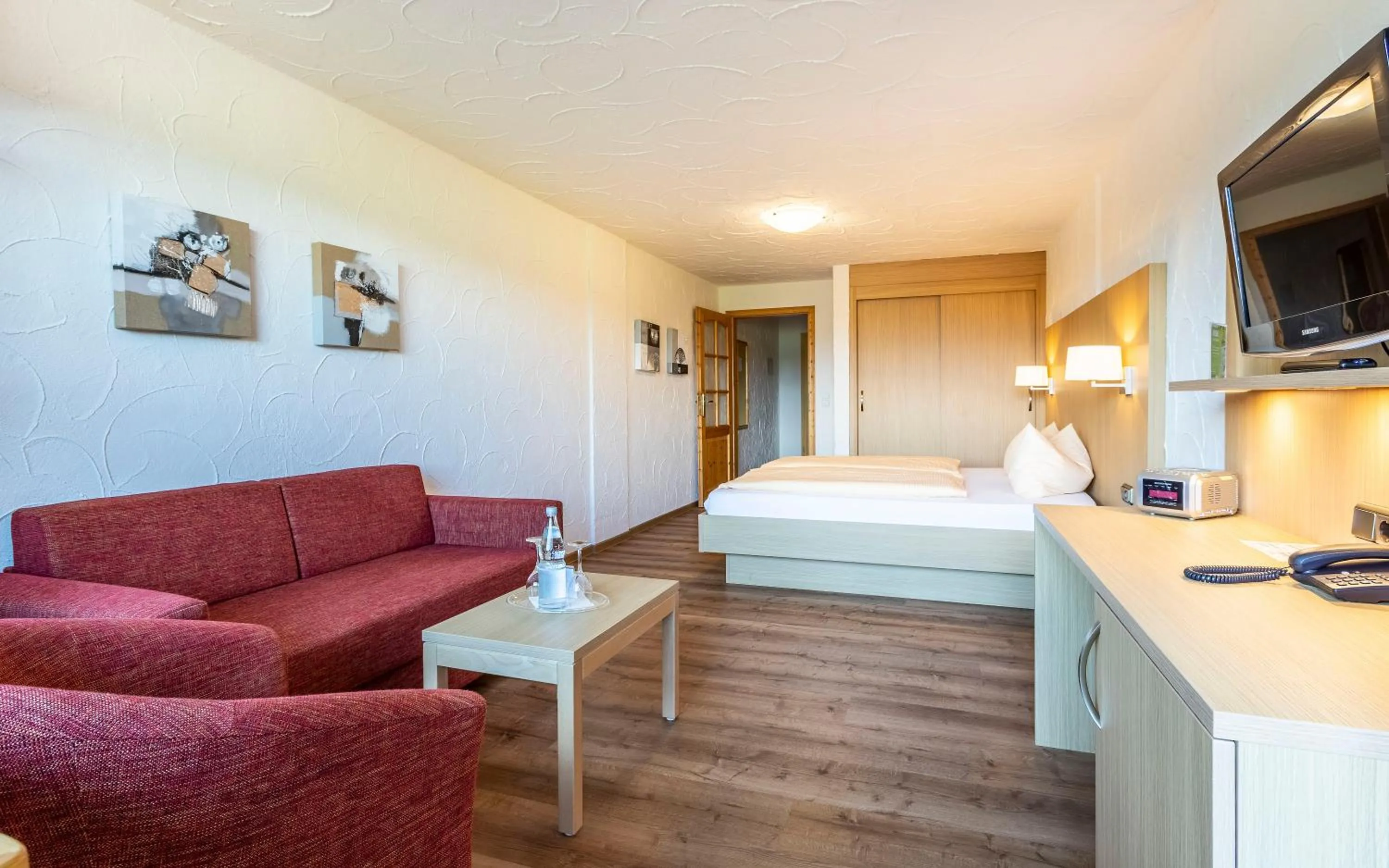 Property building, Bed in Landhotel Seeg