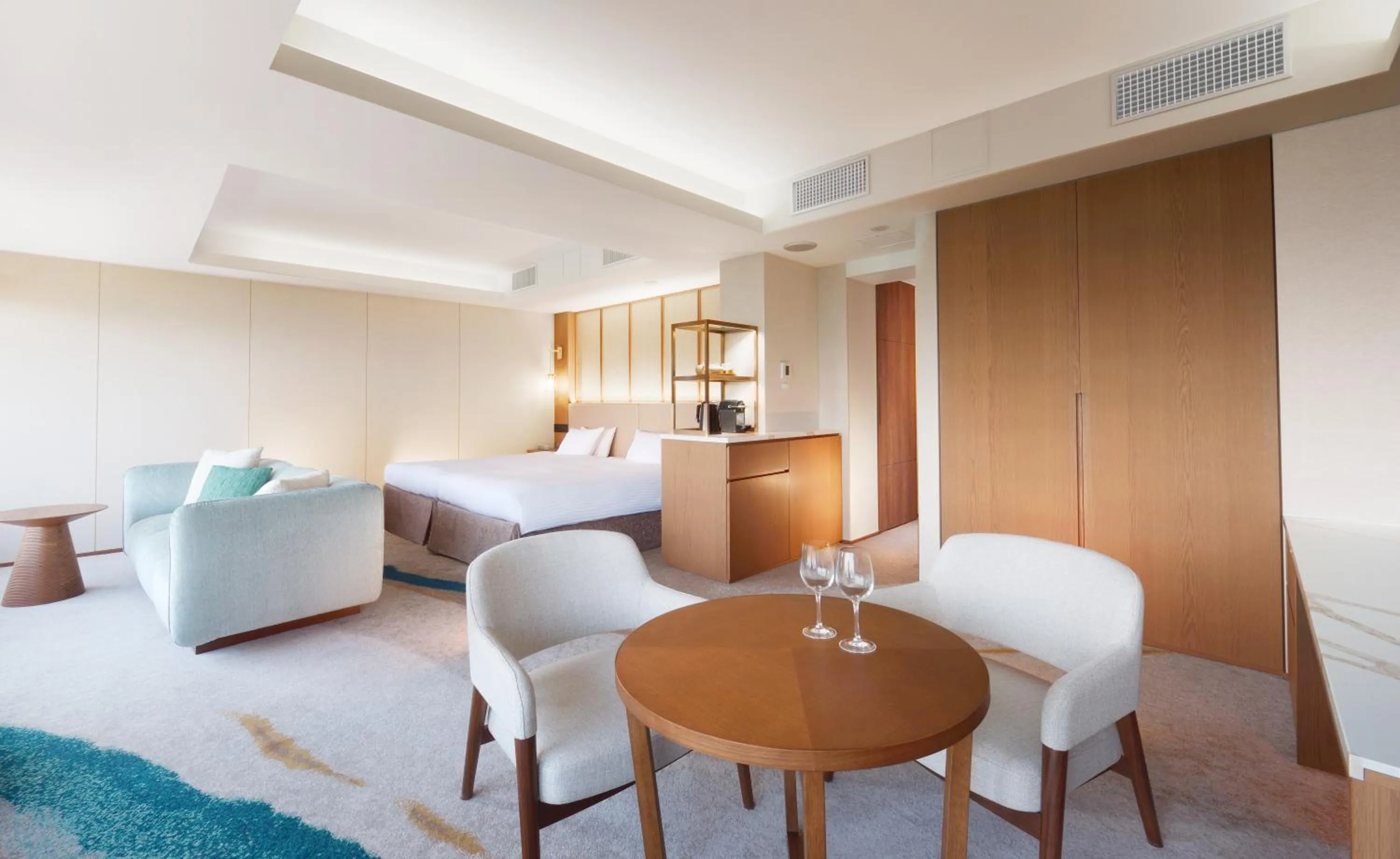 Photo of the whole room, Bed in Toba International Hotel