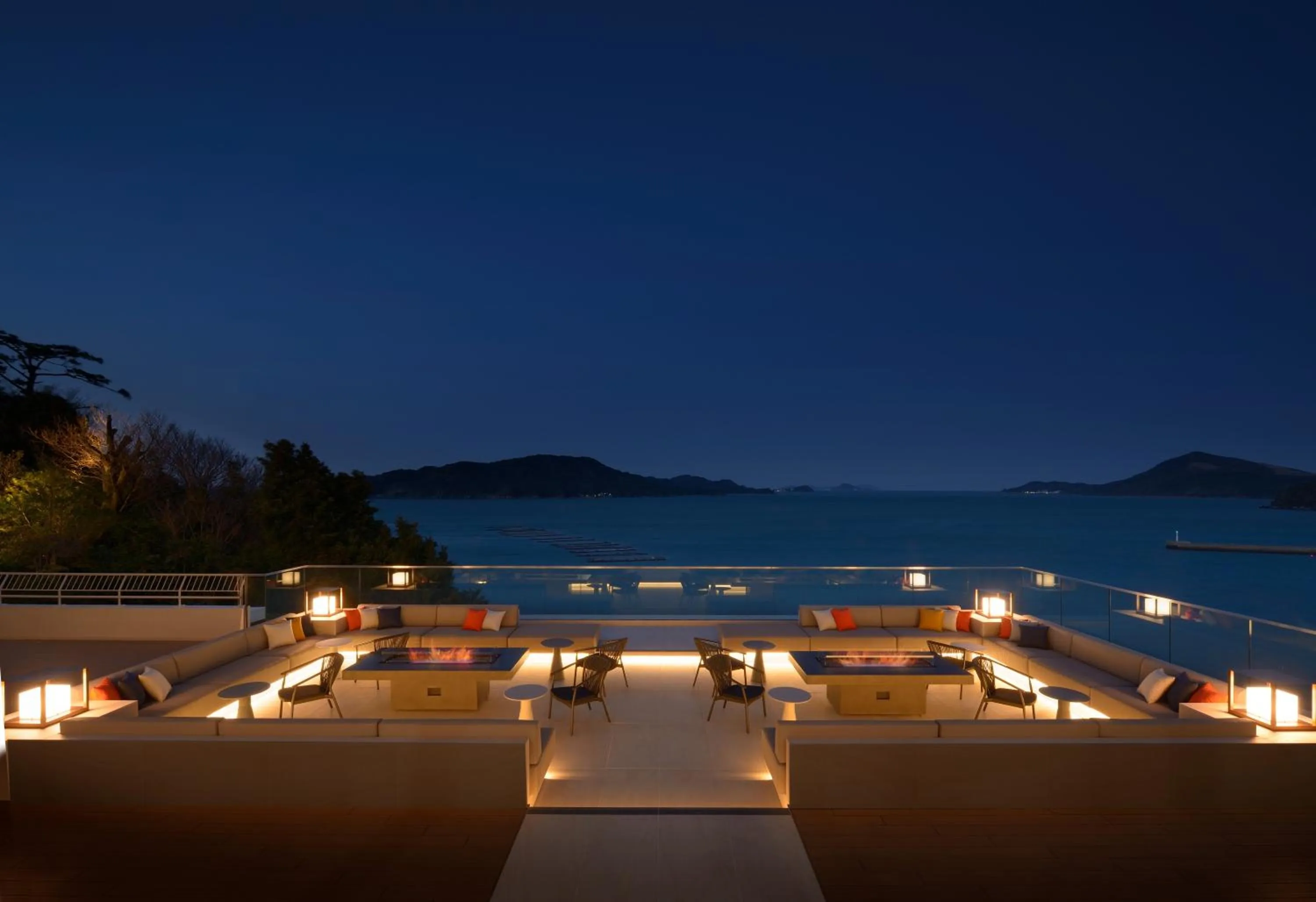 Balcony/Terrace in Toba International Hotel