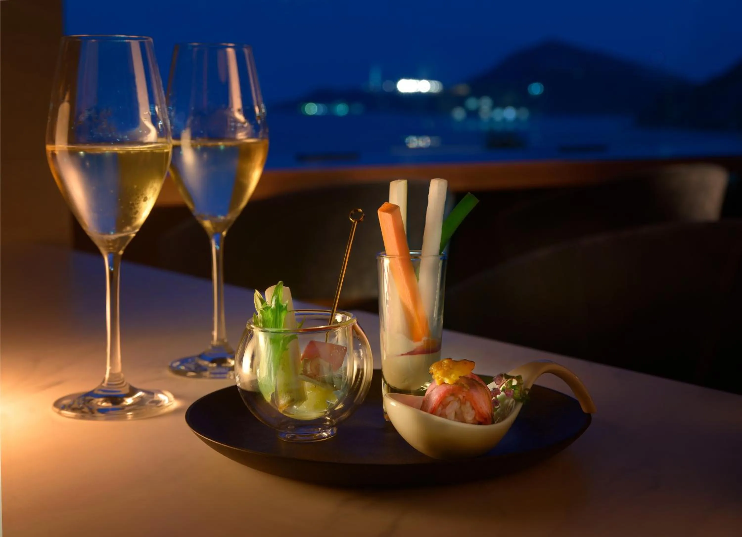 Lounge or bar in Toba International Hotel