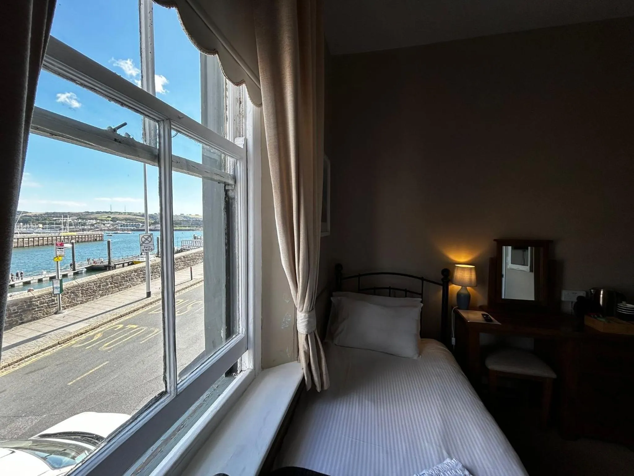 Bed in Admiral MacBride