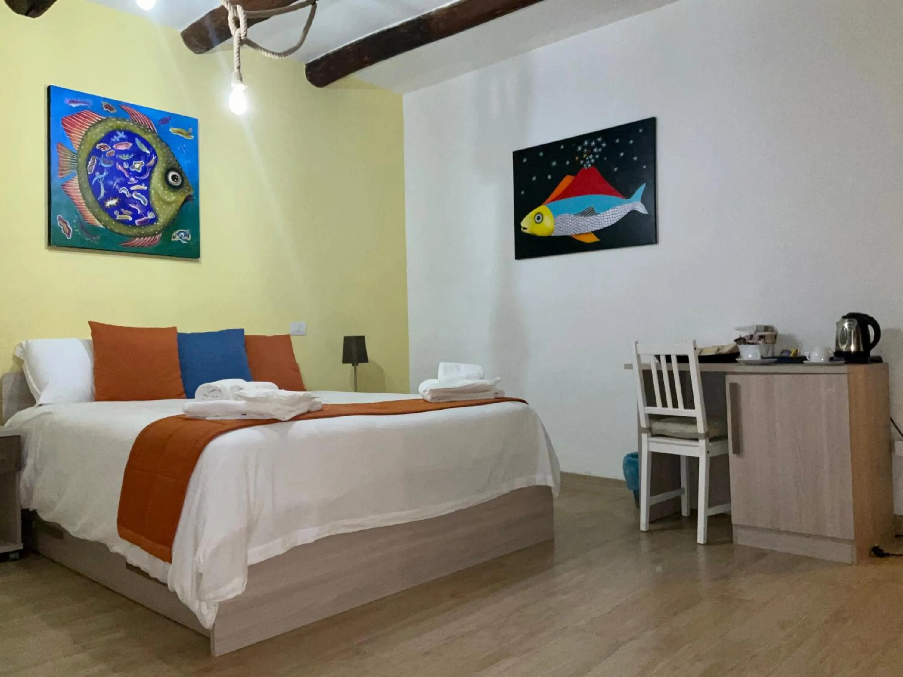 Bed in 'A Room de' Scugnizzi