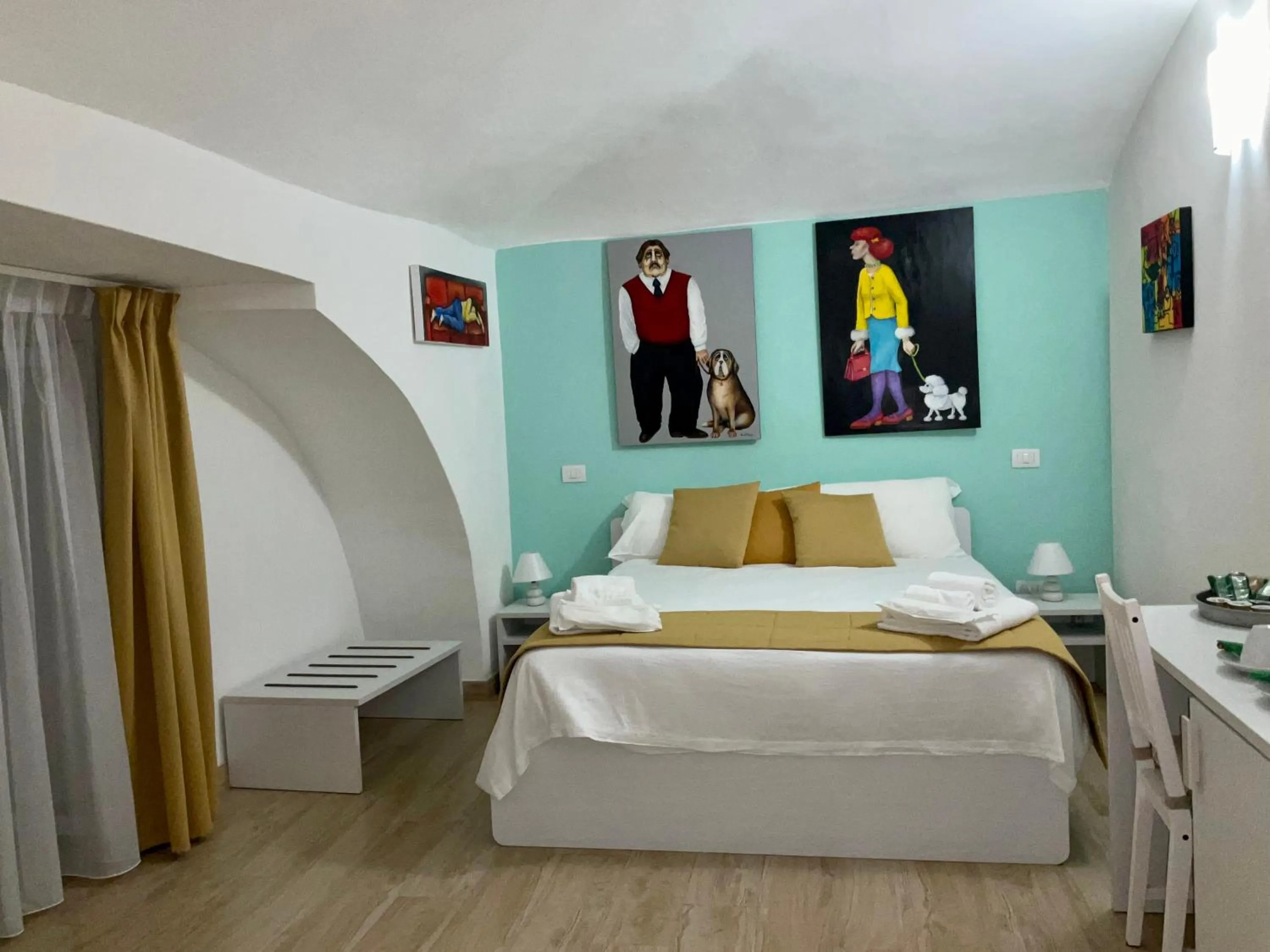 Bedroom, Bed in 'A Room de' Scugnizzi