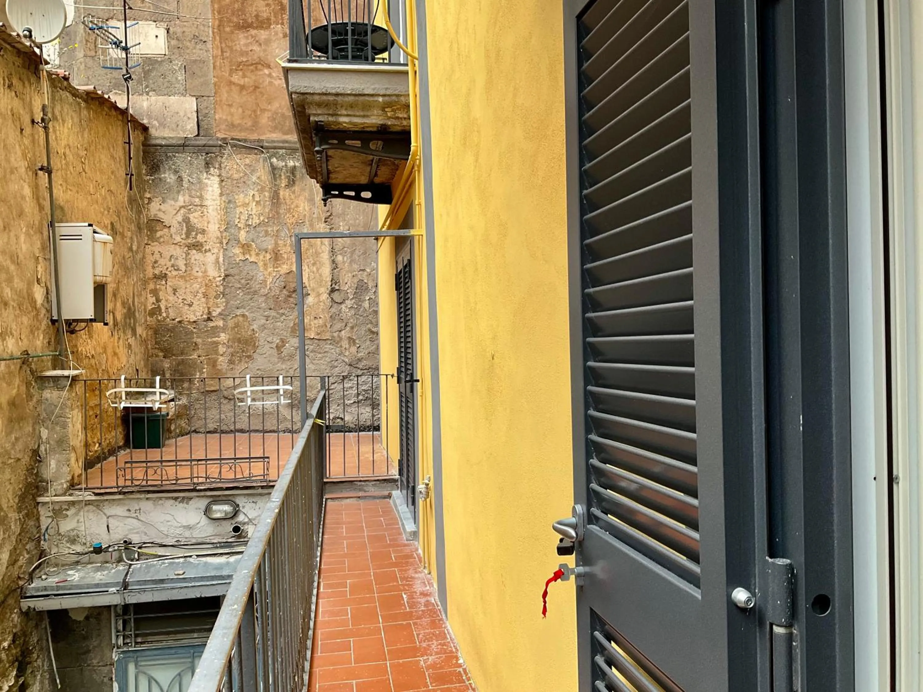 Balcony/Terrace in 'A Room de' Scugnizzi