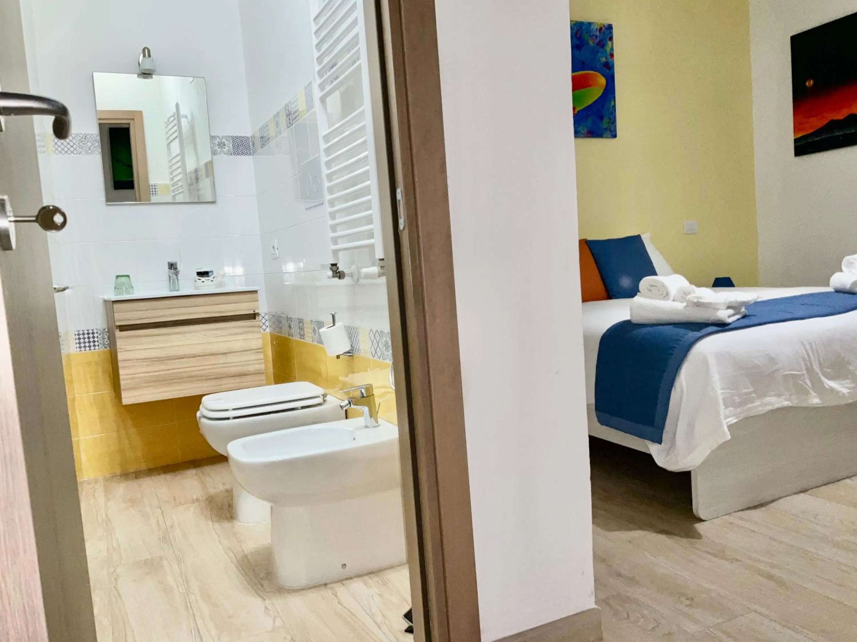 Bathroom, Bed in 'A Room de' Scugnizzi