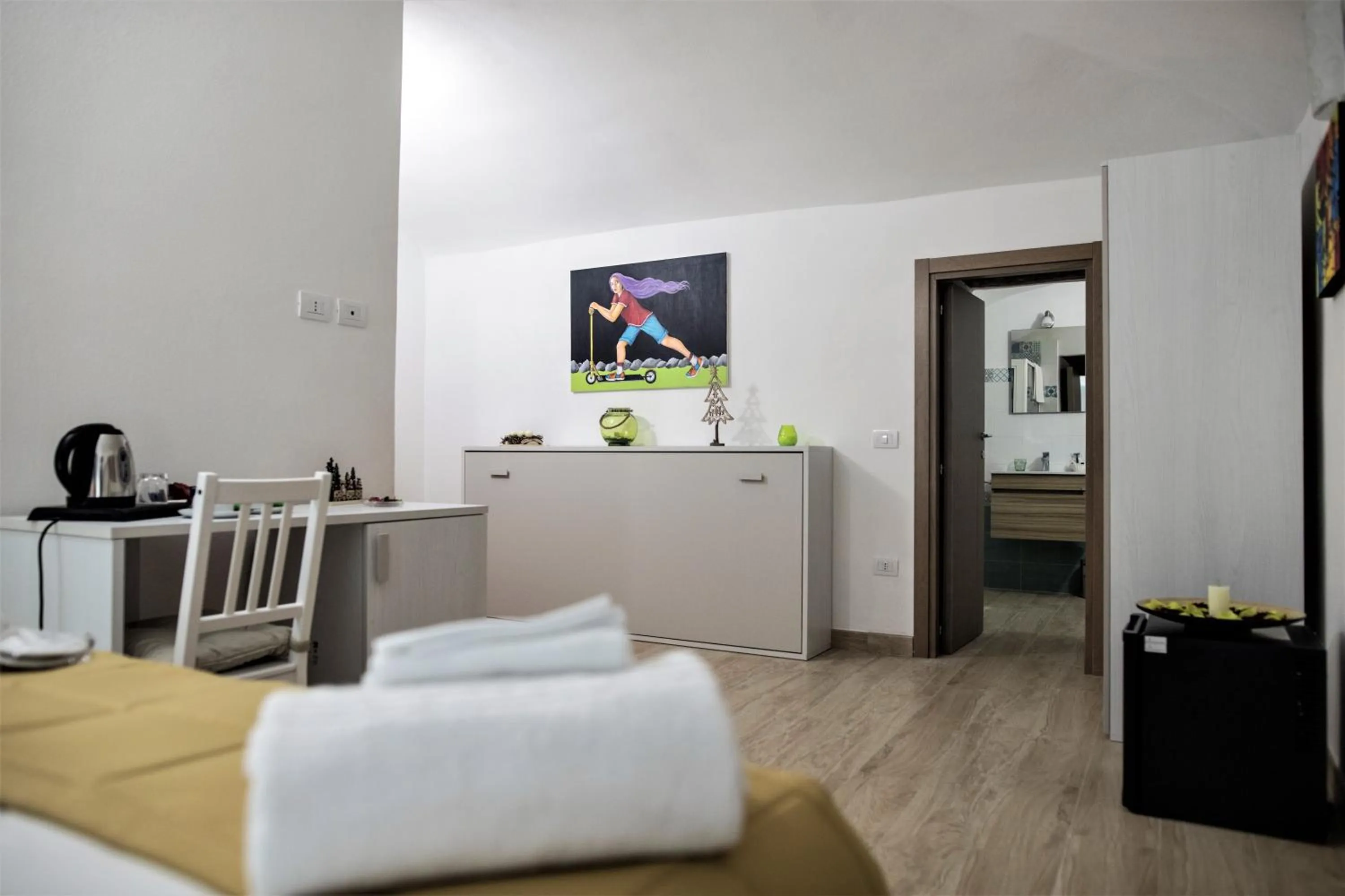 Seating area in 'A Room de' Scugnizzi