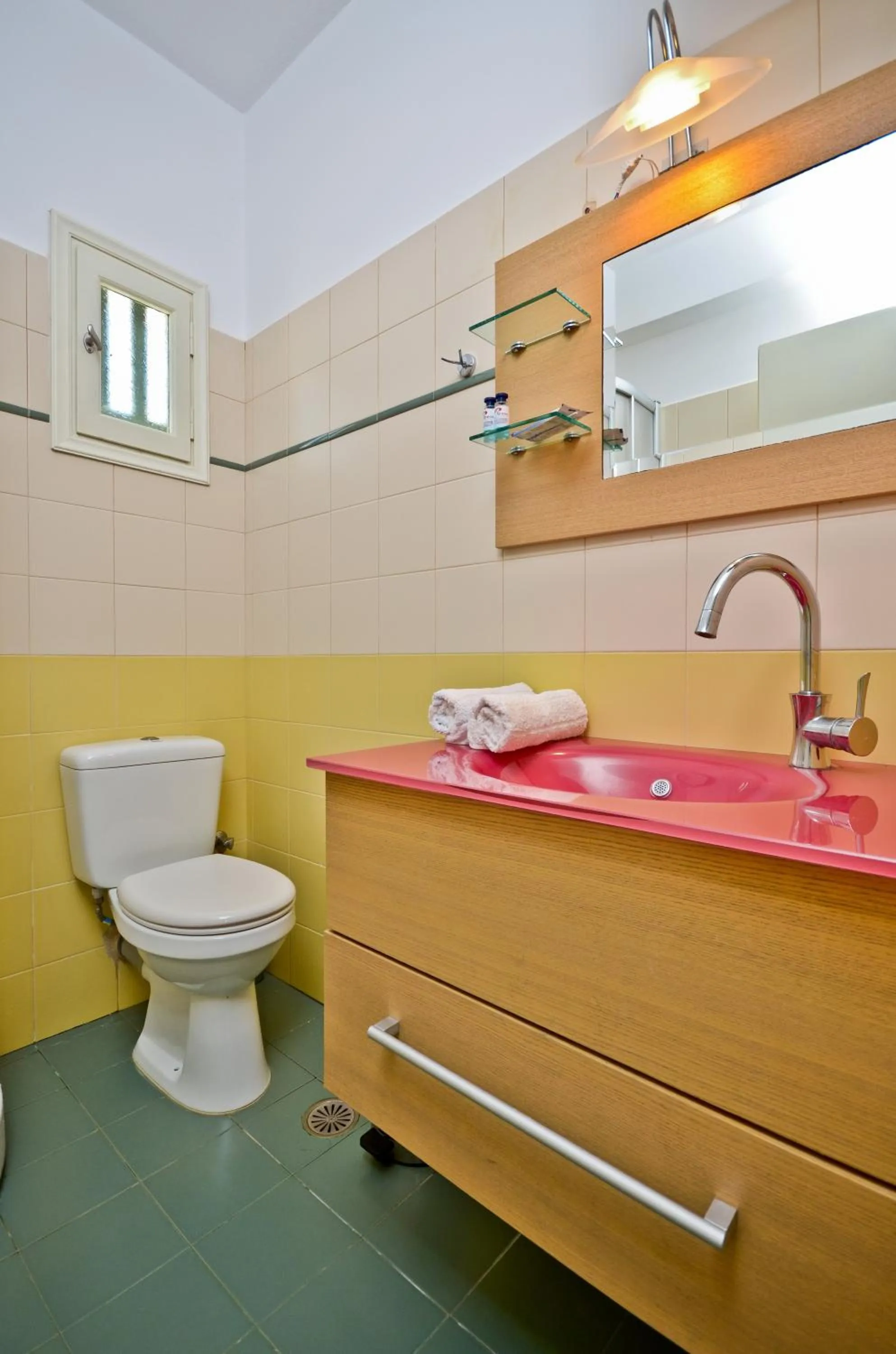 Day in Ydreos Studios & Apartments