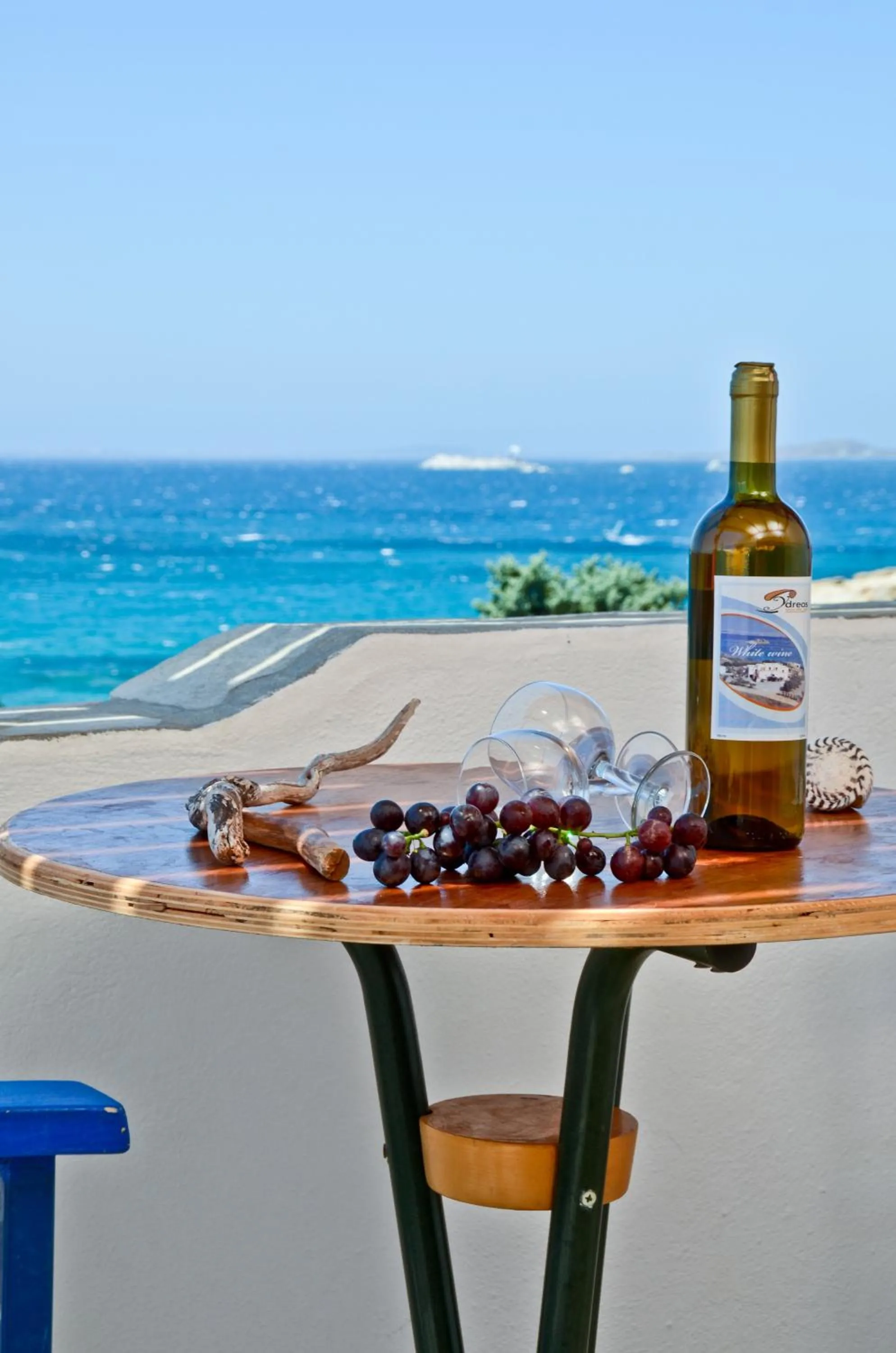 Day in Ydreos Studios & Apartments