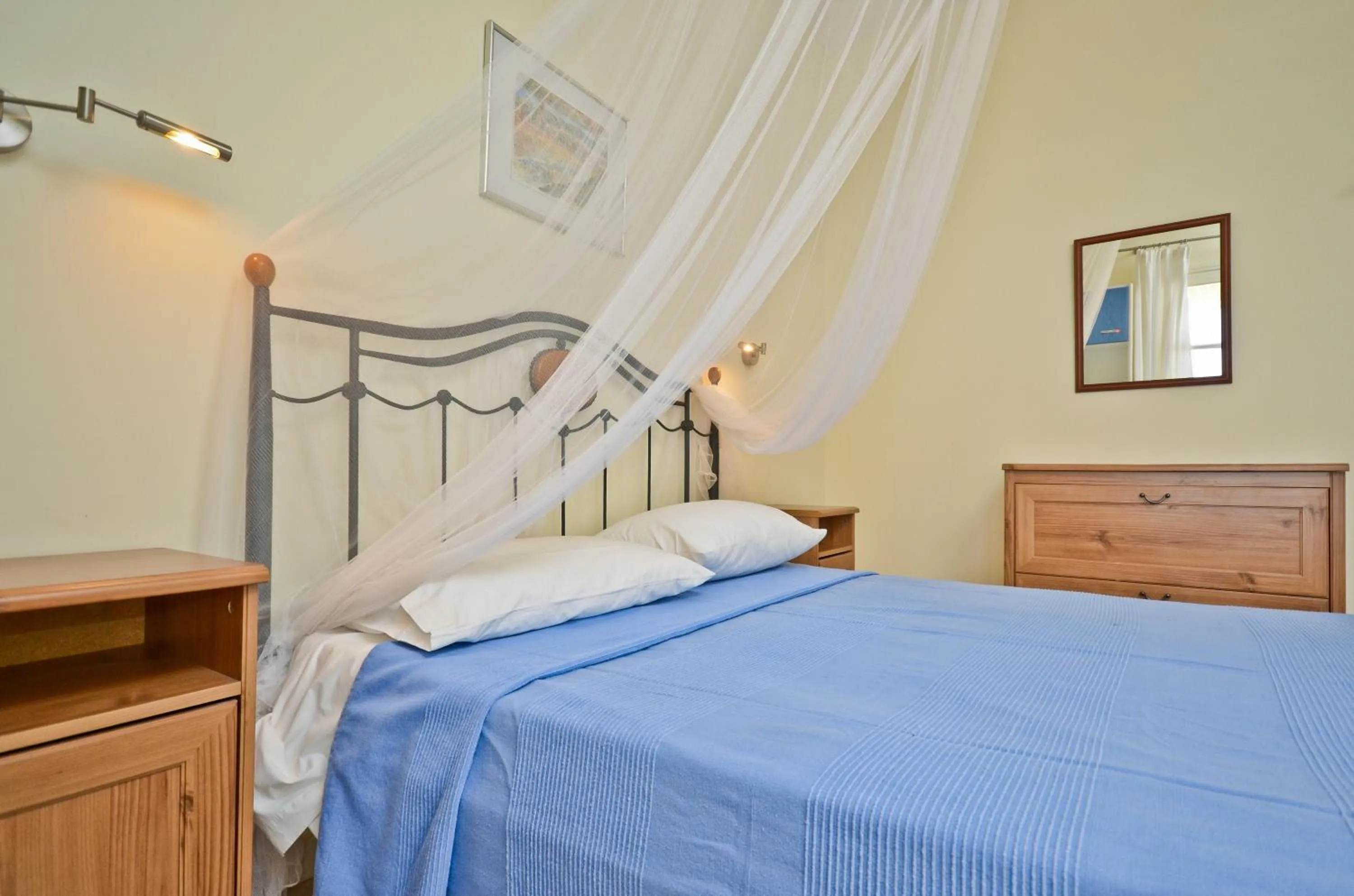 Bed in Ydreos Studios & Apartments