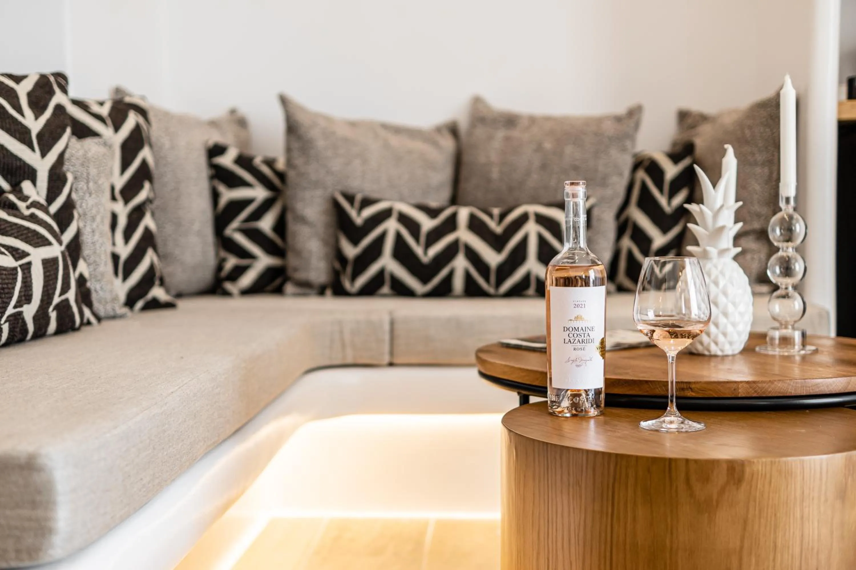 Restaurant/places to eat in Almiriki Naxos Beachside Living