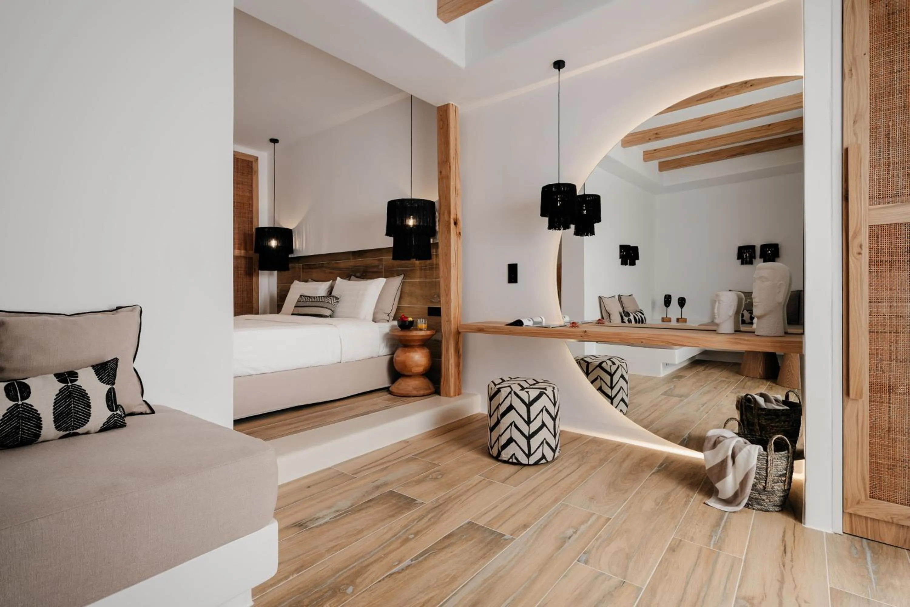 Shower, Bed in Almiriki Naxos Beachside Living