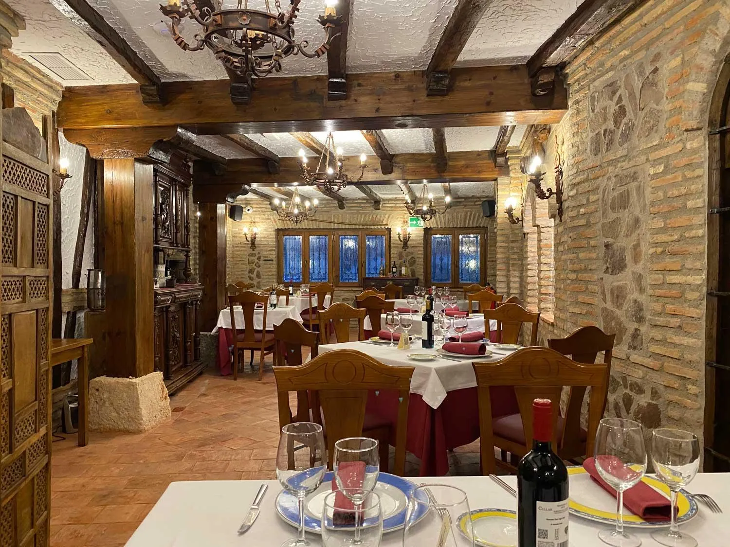 Restaurant/places to eat in Hotel Rural El Lagar de Nemesio