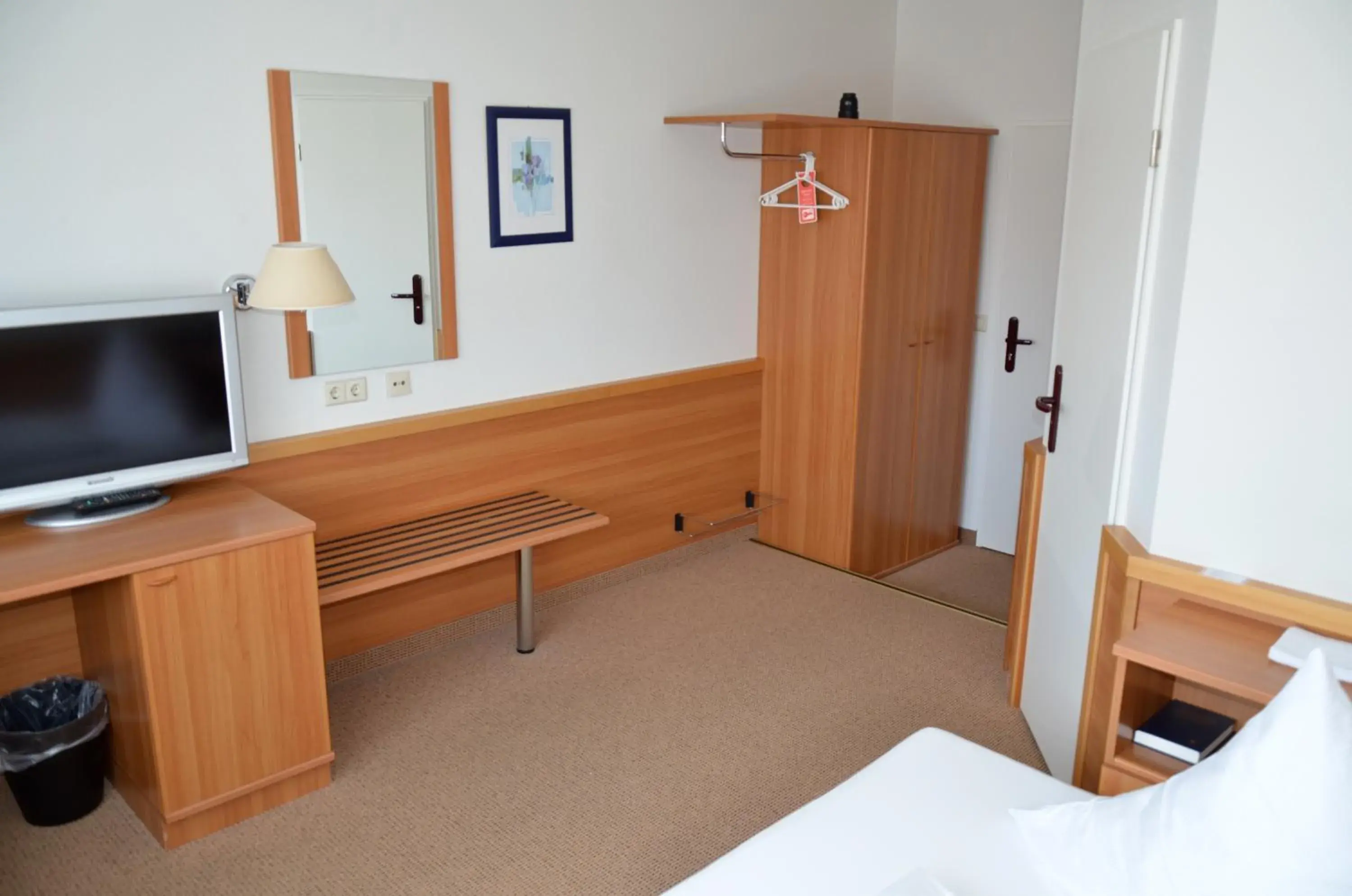 Single Room - single occupancy in Hotel Höllsteiner Hof Single Room - single occupancy in Hotel Höllsteiner Hof