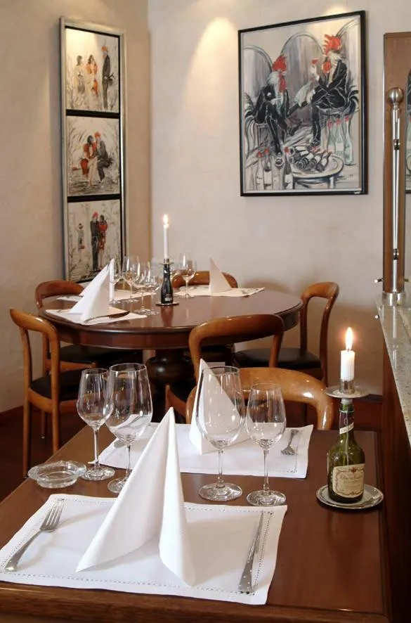 Restaurant/places to eat in Hotel Höllsteiner Hof