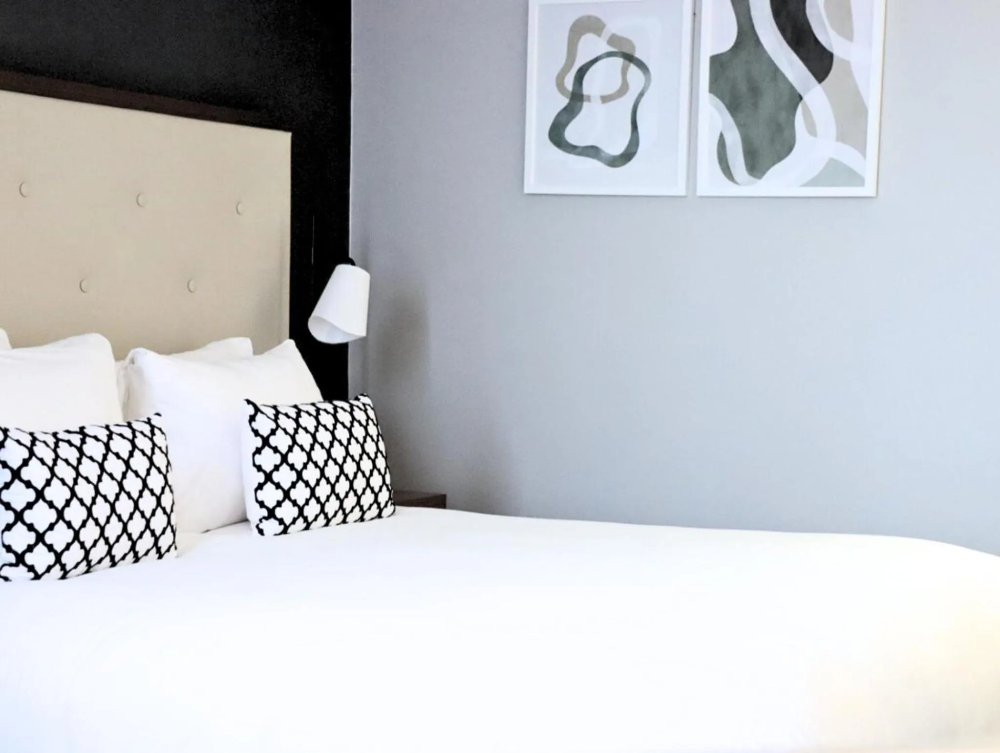 Bed in Garner Hotel Preston Samlesbury by IHG