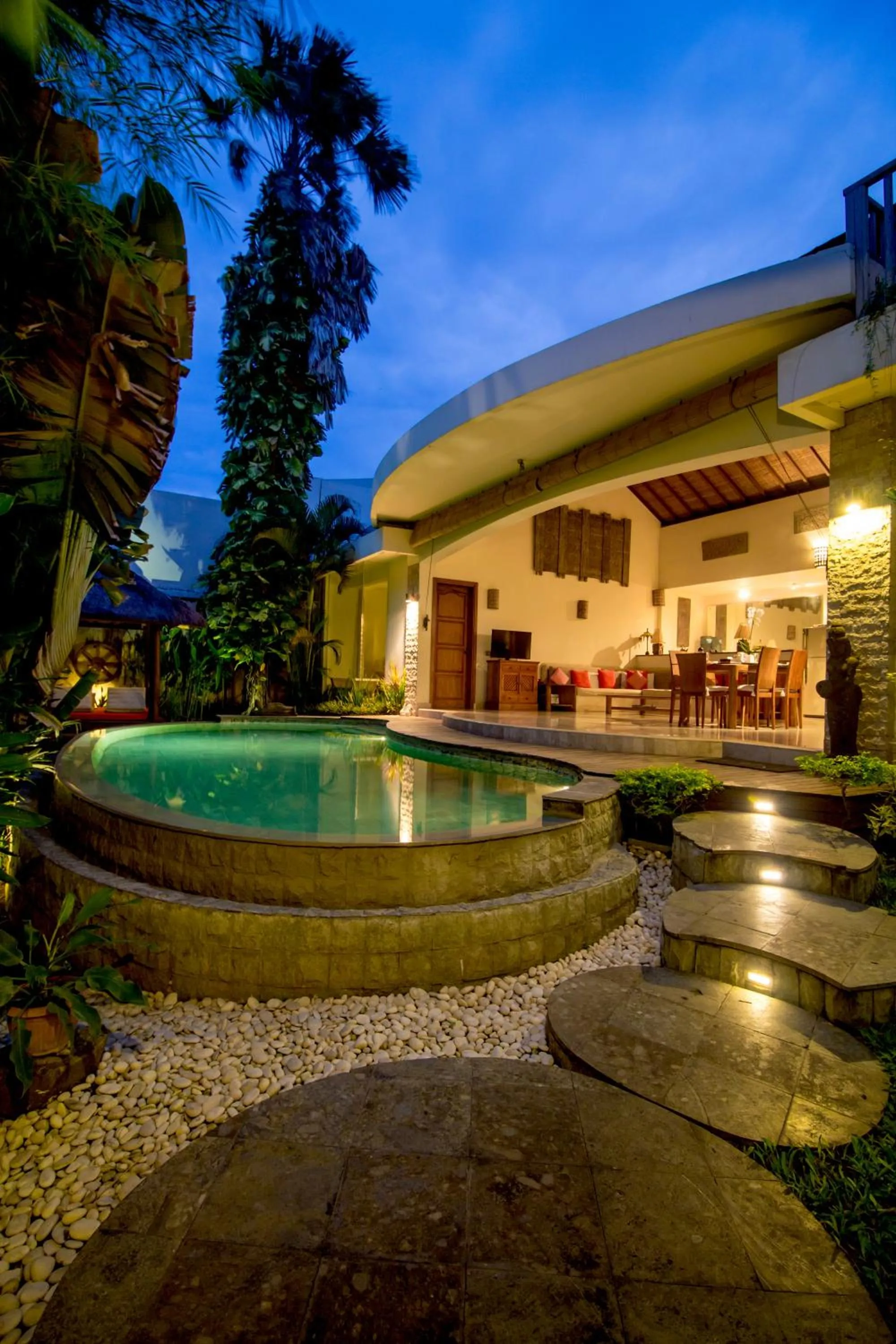 Swimming pool in Mayana Villas