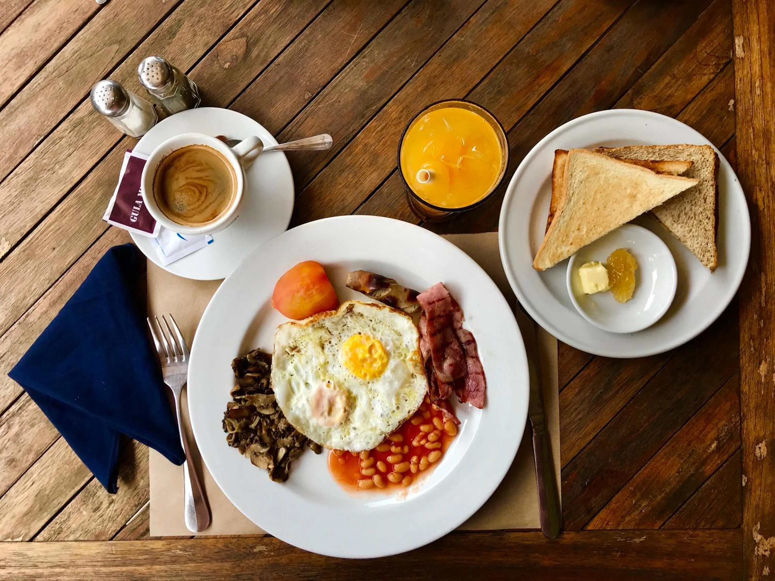Breakfast in Mayana Villas