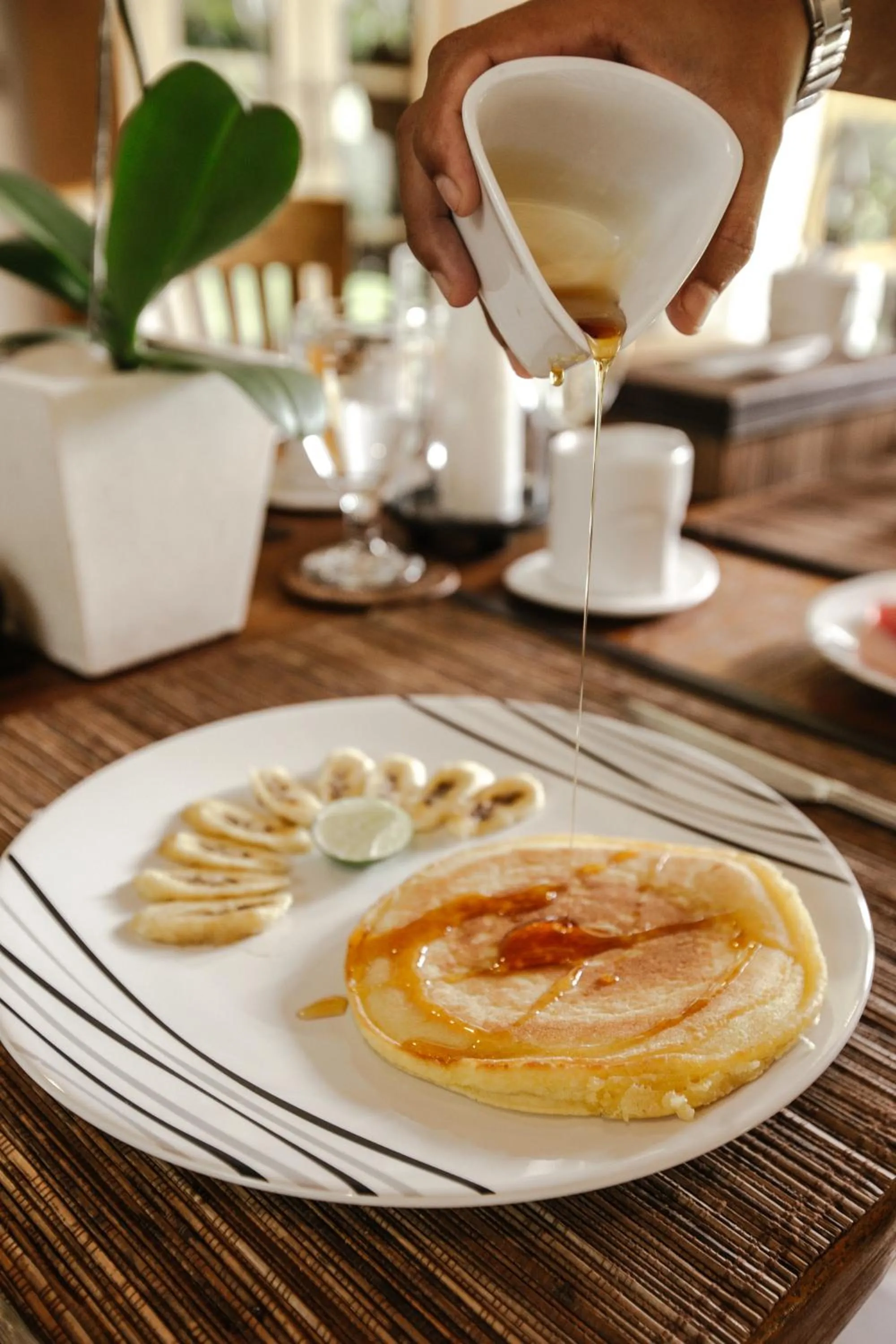 American breakfast in Mayana Villas