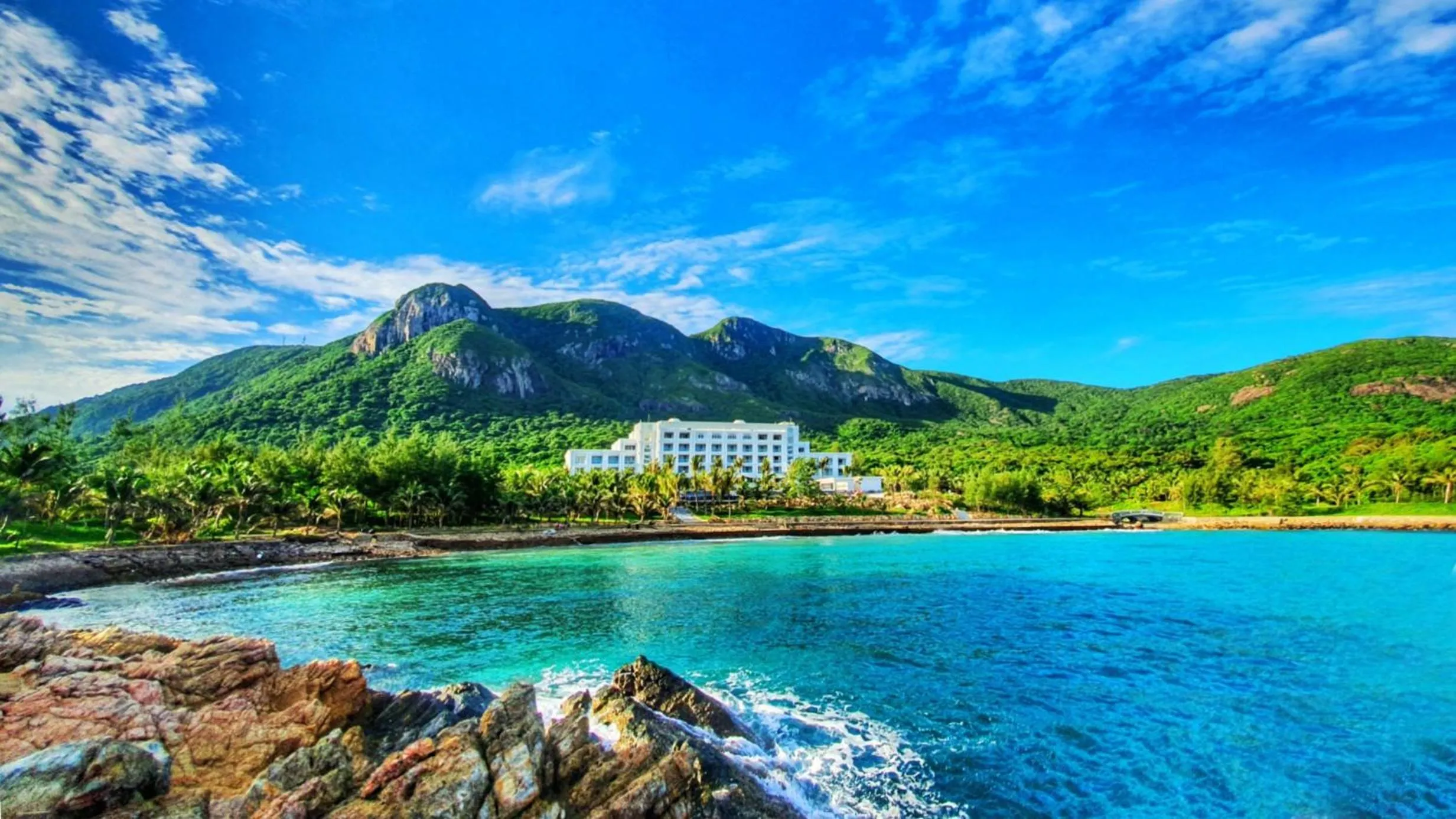 Property building in Orson Hotel & Resort Con Dao