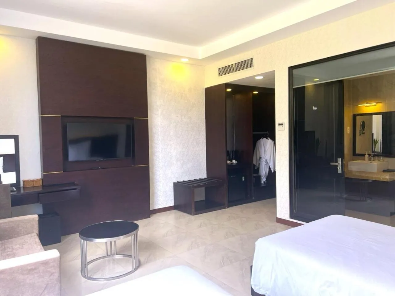 Bed in Orson Hotel & Resort Con Dao