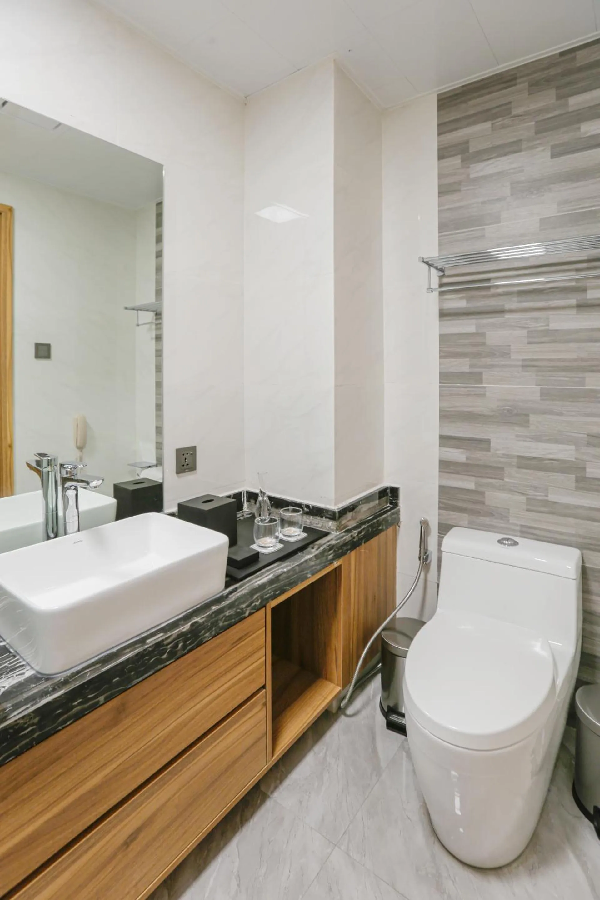 Bathroom in Hotel Casiana & Events Center Tagaytay Managed by HII