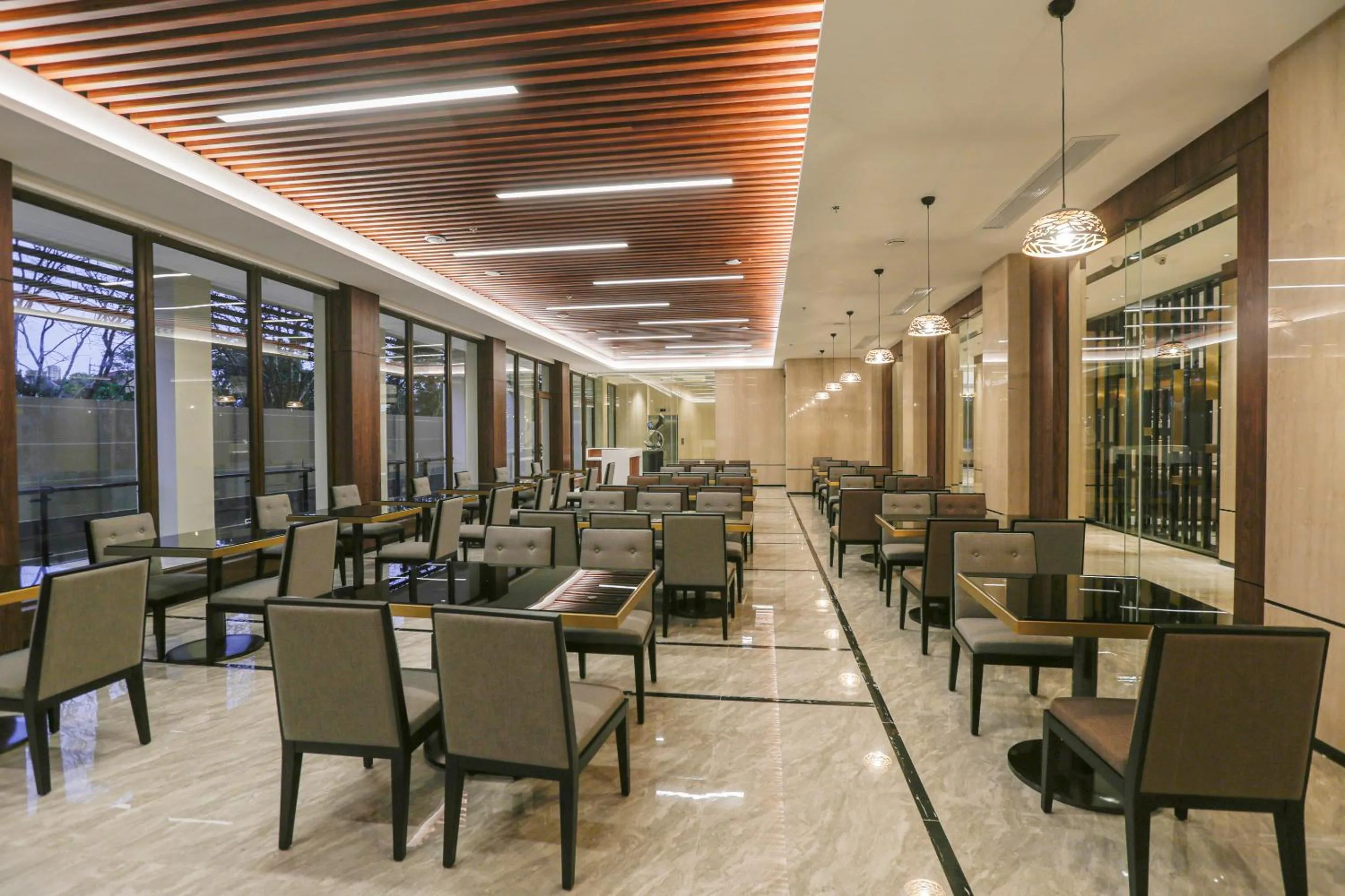 Restaurant/places to eat in Hotel Casiana & Events Center Tagaytay Managed by HII