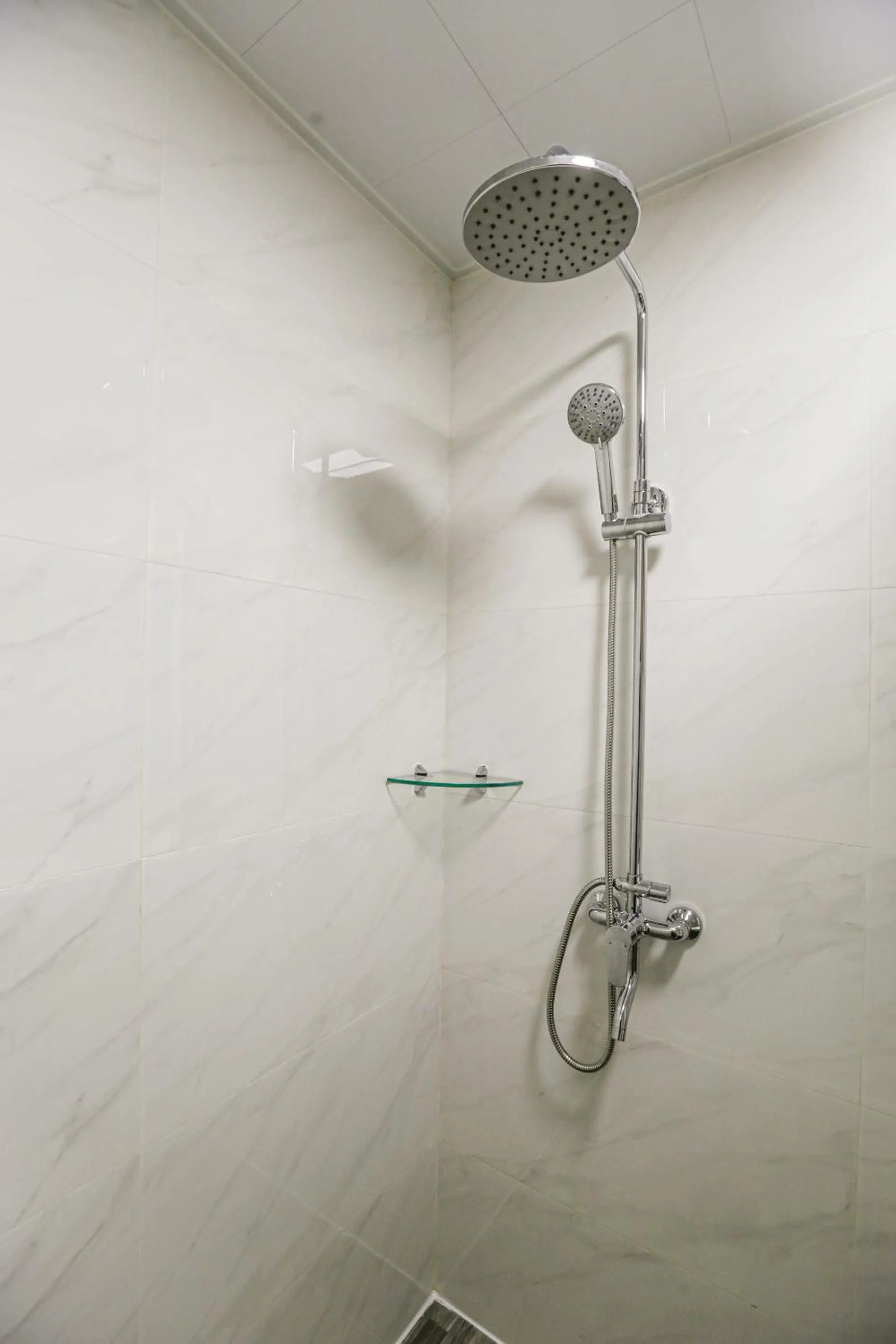 Bathroom in Hotel Casiana & Events Center Tagaytay Managed by HII