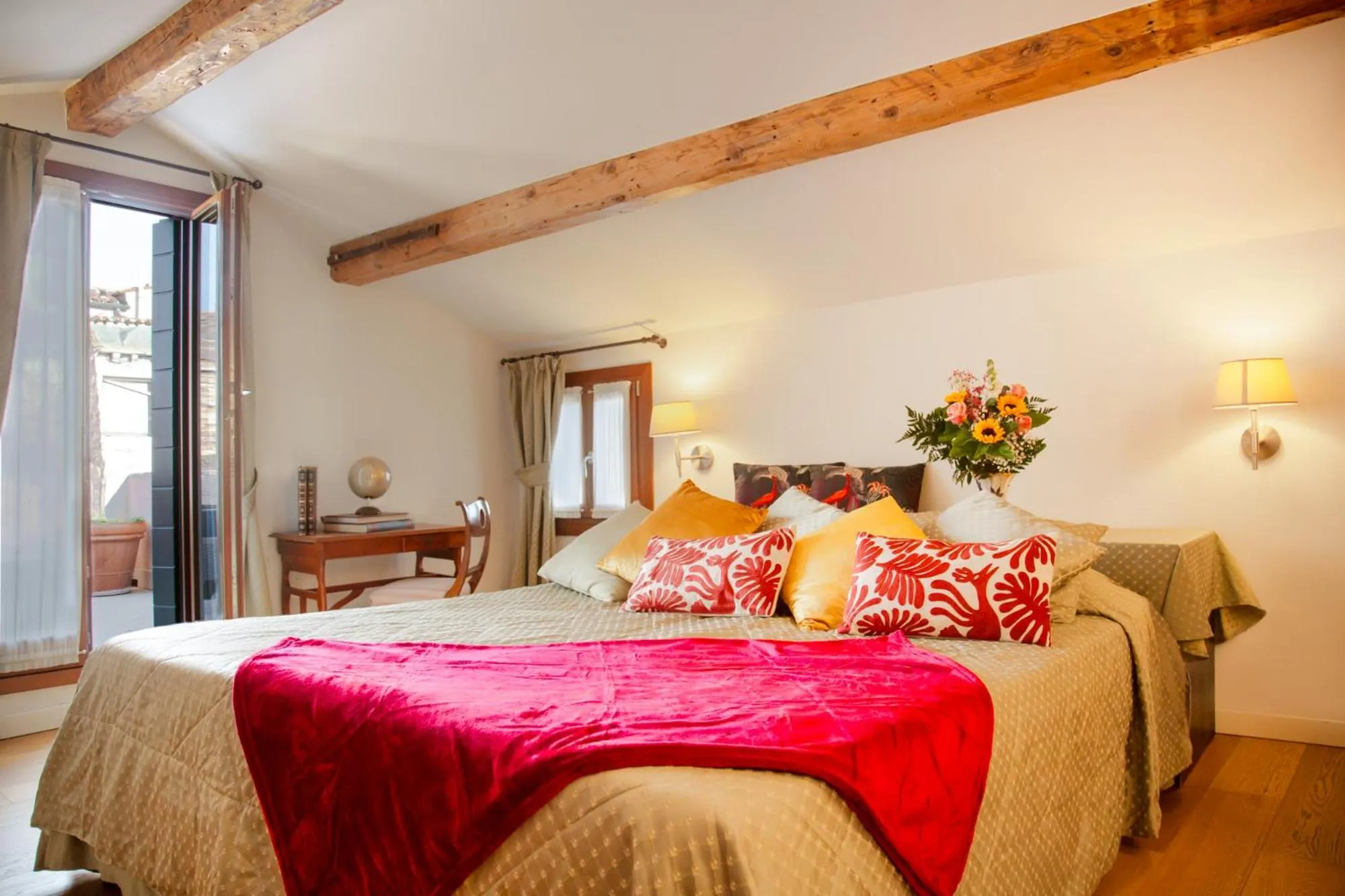 Bed in Hotel Sant'Antonin