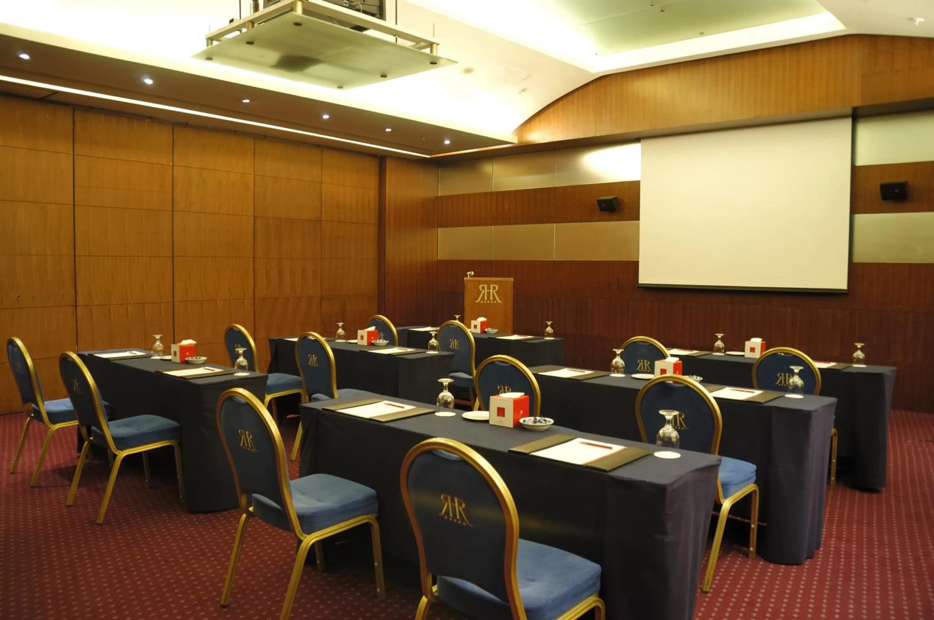 Business facilities in Le Royal Amman
