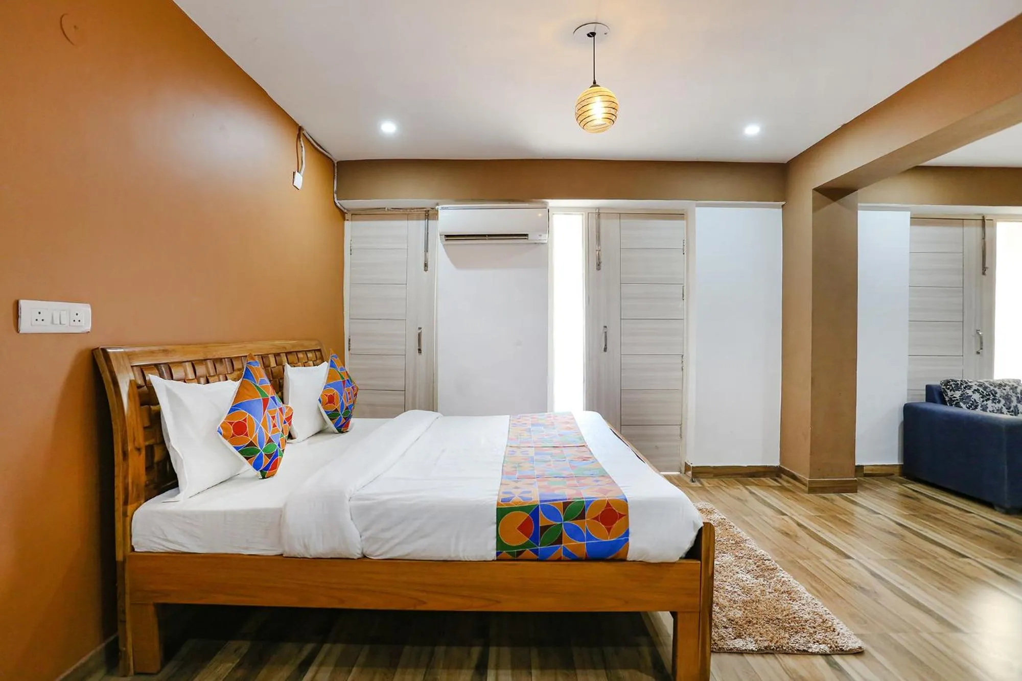 Bed in FabHotel Sky Rise Inn Near Medanta- The Medicity Hospital, Gurugram