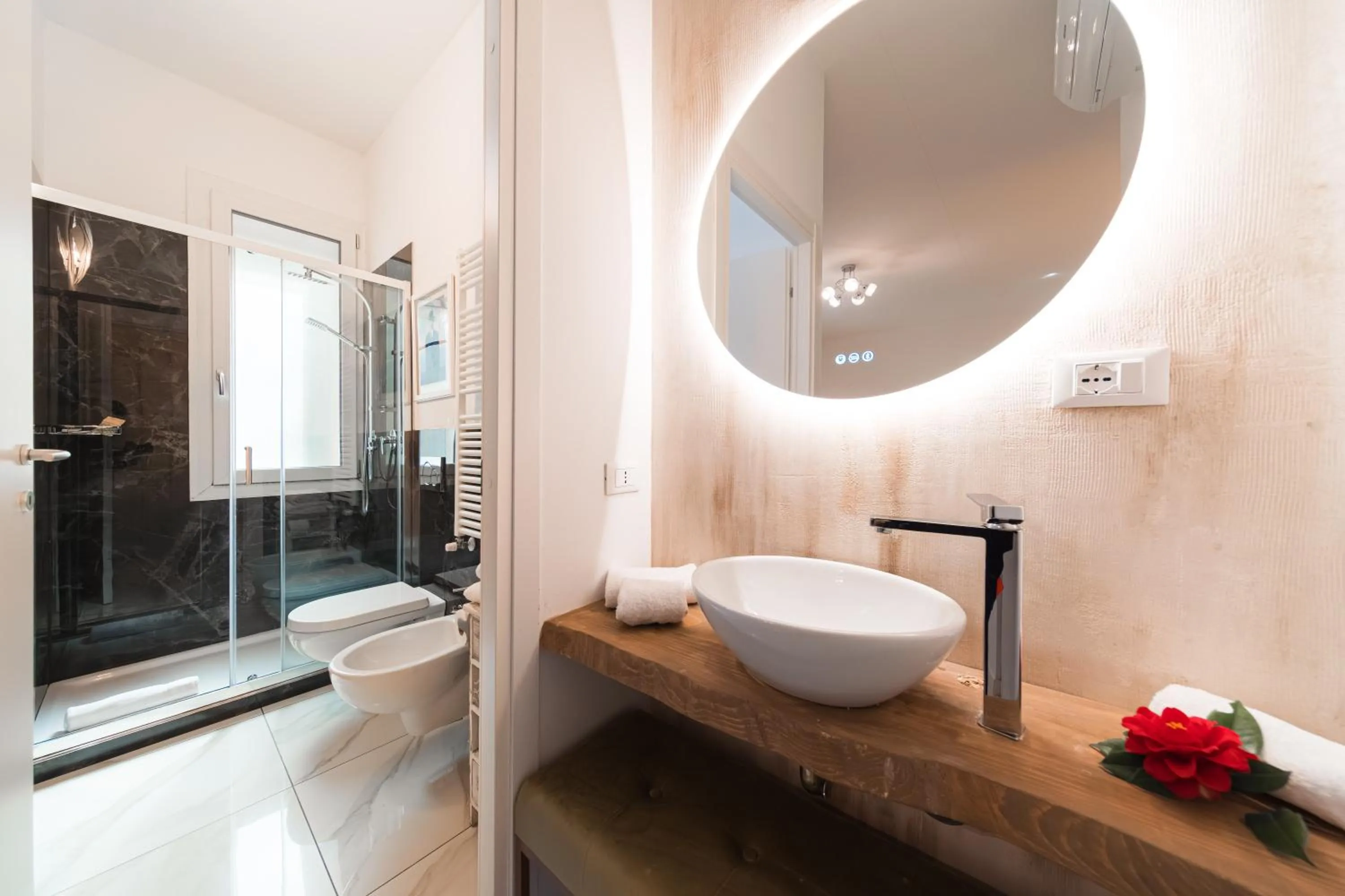 Shower in Grand Central Room