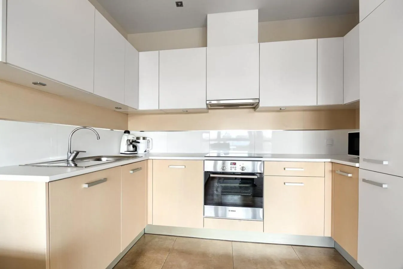 Kitchen or kitchenette in Dune Resort Mielno - A