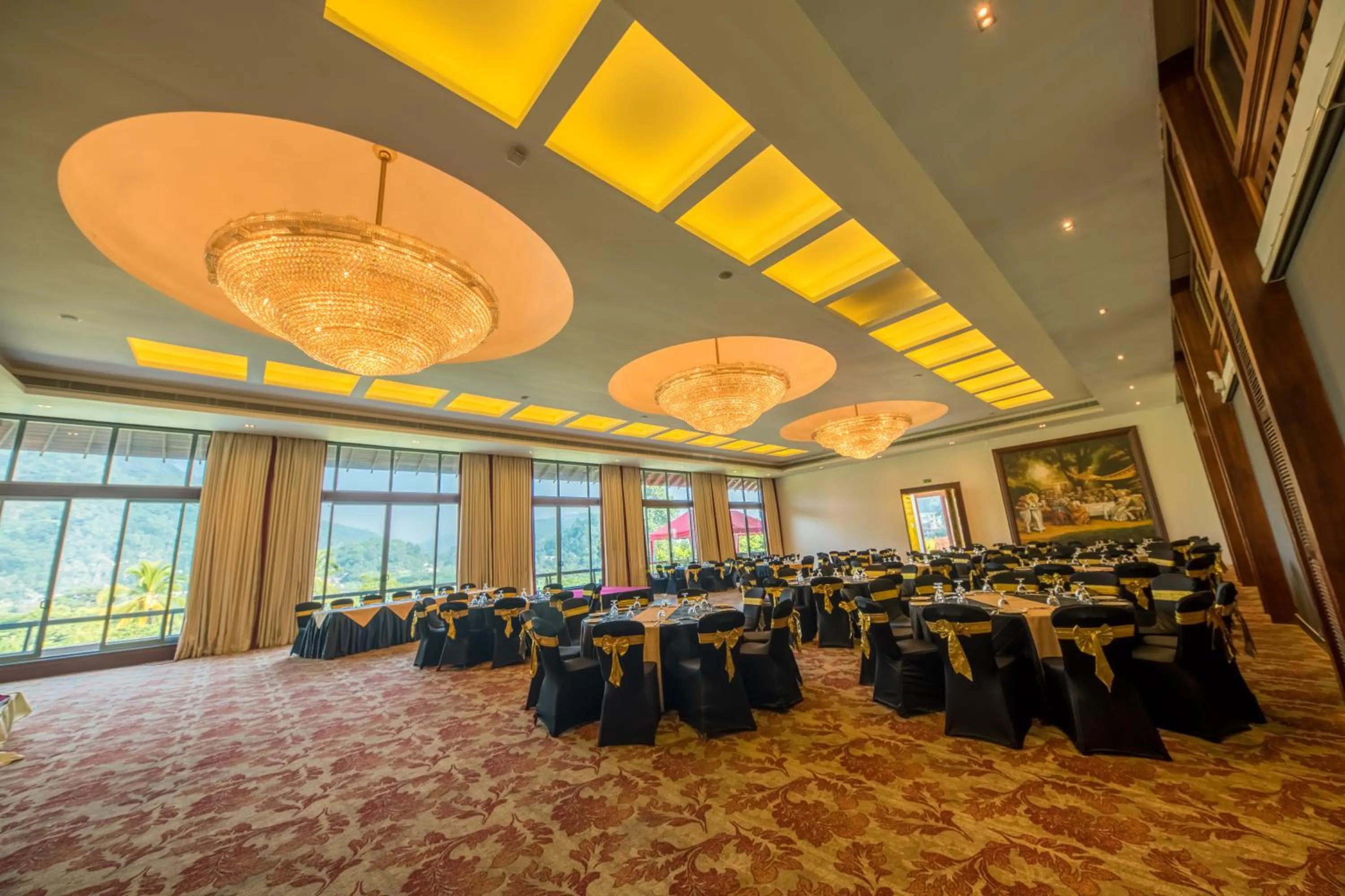 Banquet/Function facilities in Earl's Regent Hotel