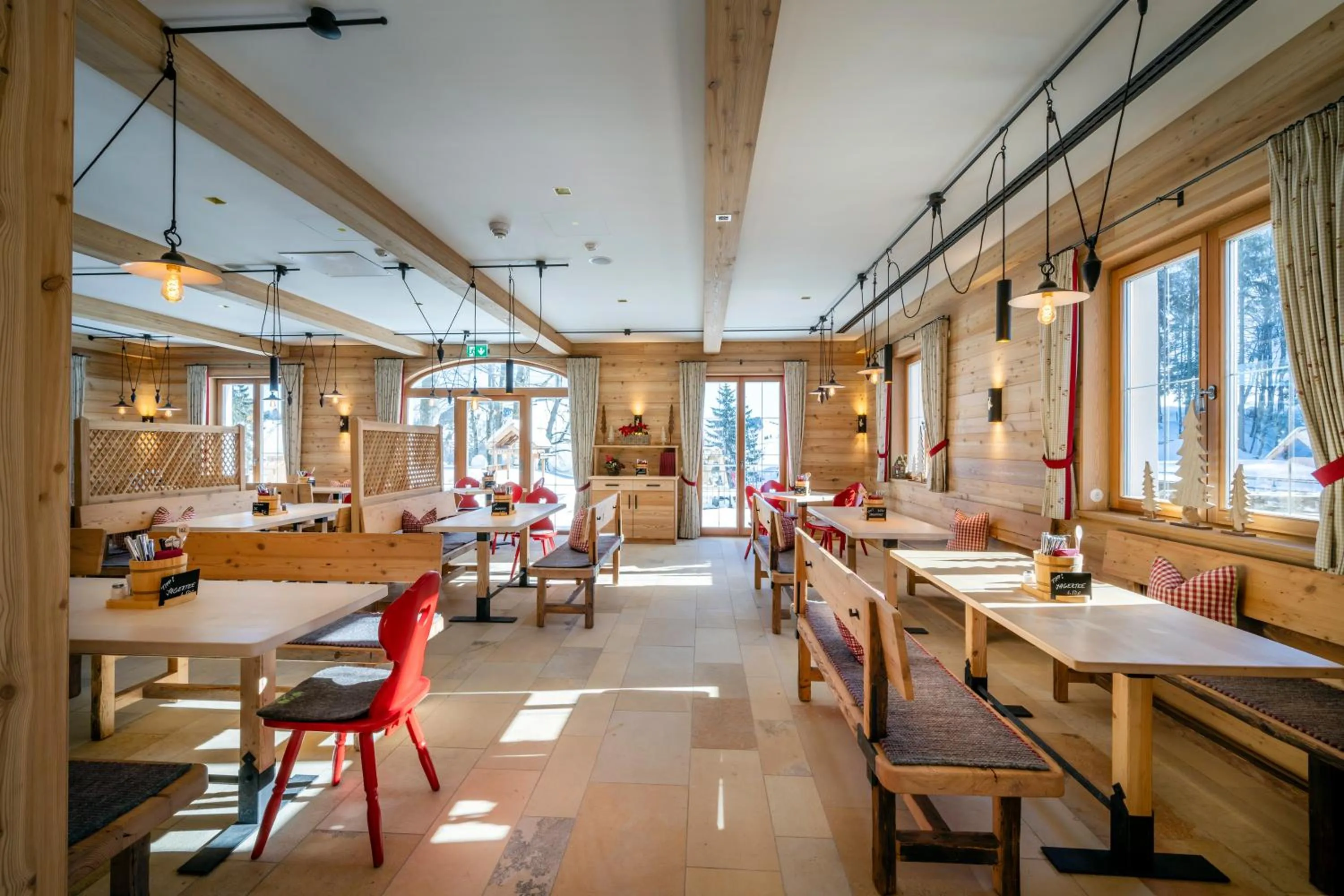 Restaurant/places to eat in Berghotel Sudelfeld