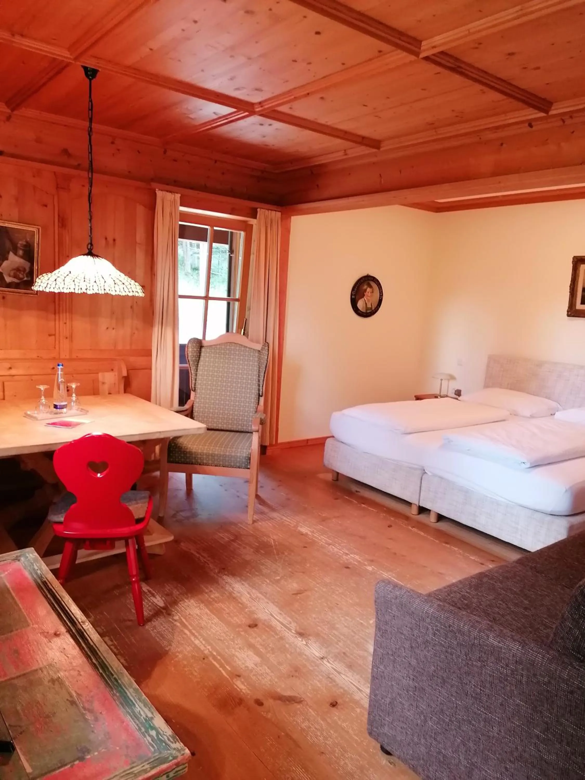 Photo of the whole room, Bed in Berghotel Sudelfeld