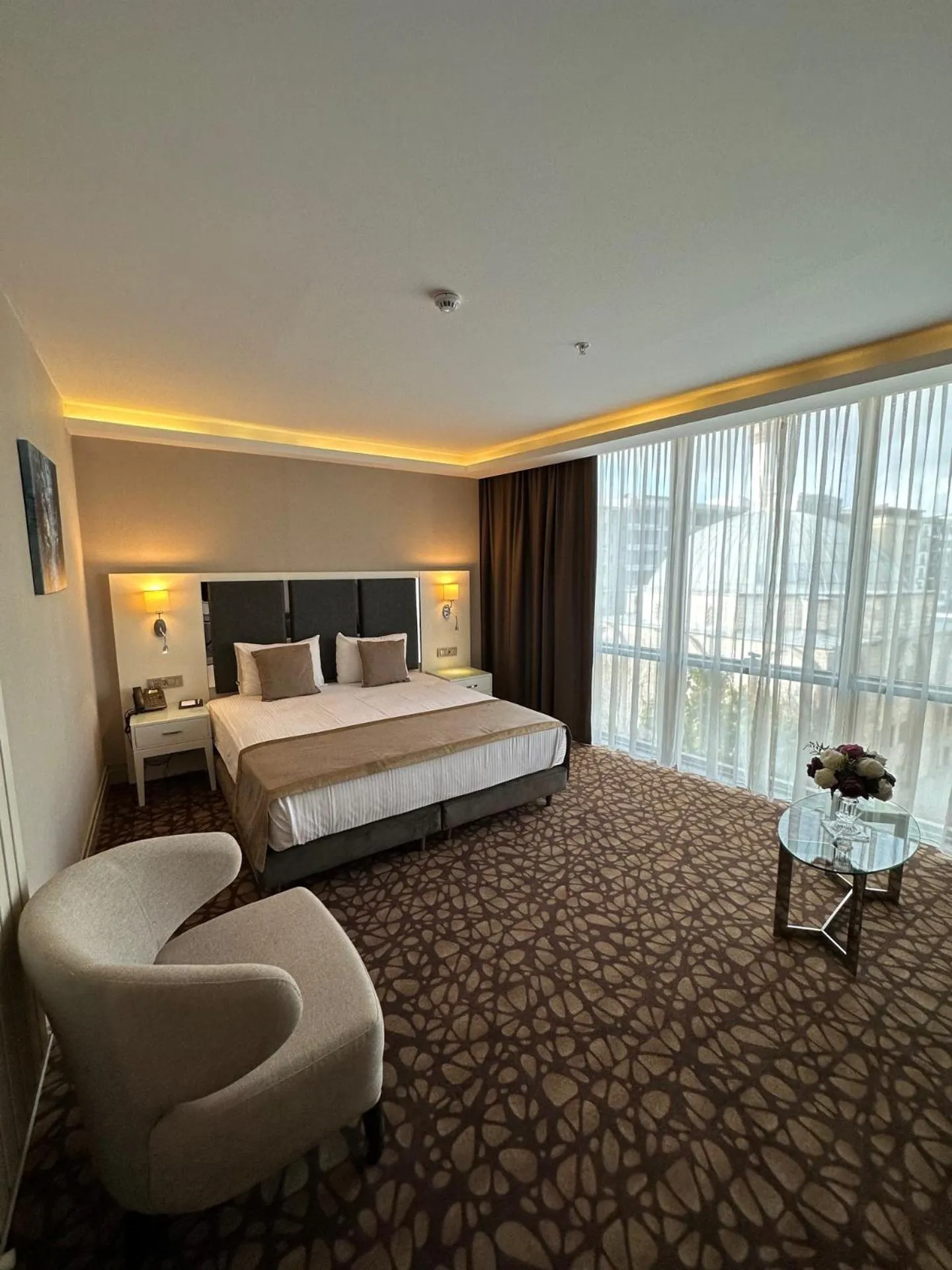 Photo of the whole room, Bed in The Conforium Hotel Van