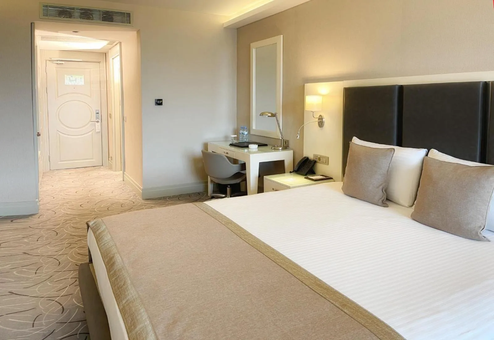 Bed in The Conforium Hotel Van