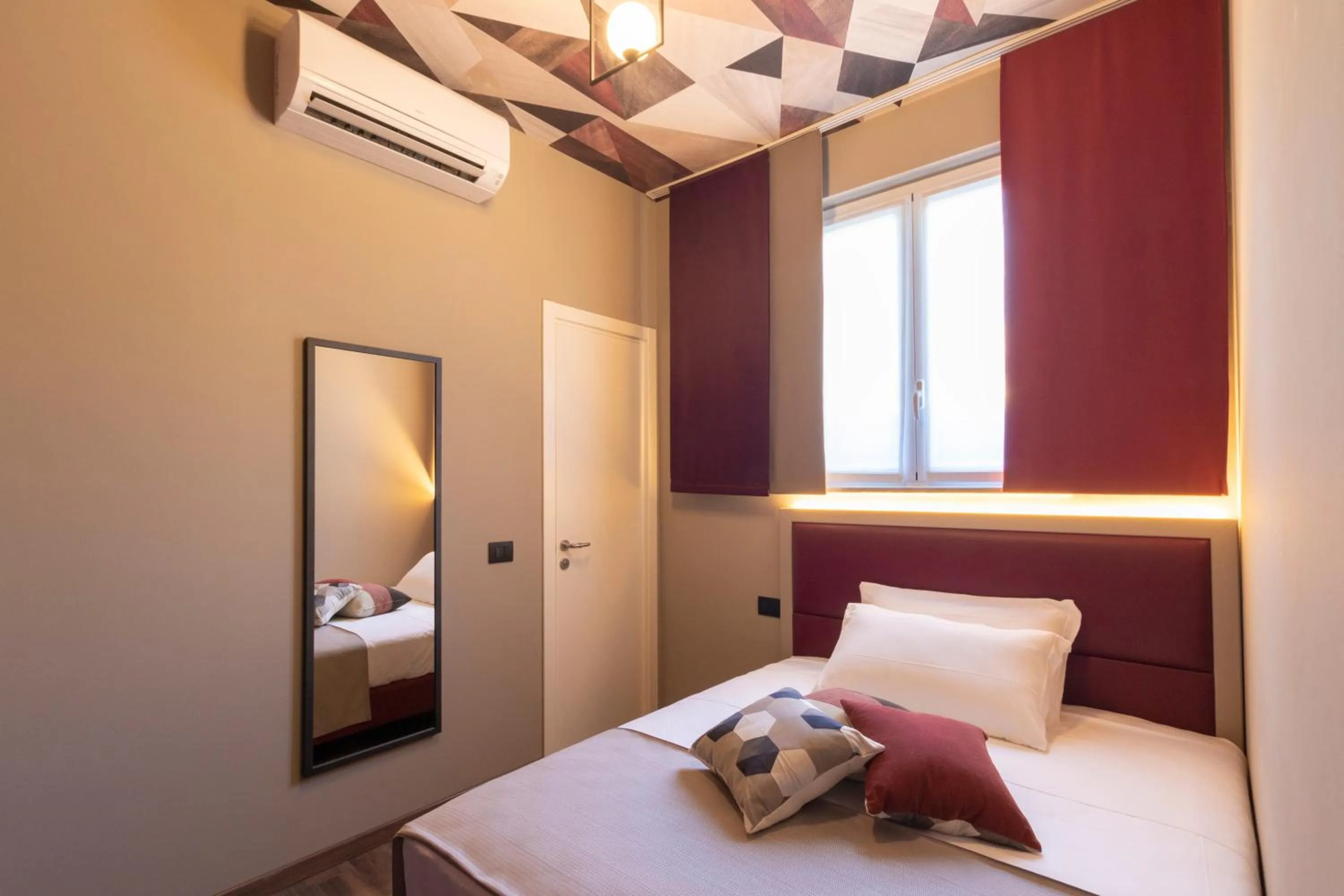 Bed in The Time -Home & Hotel-