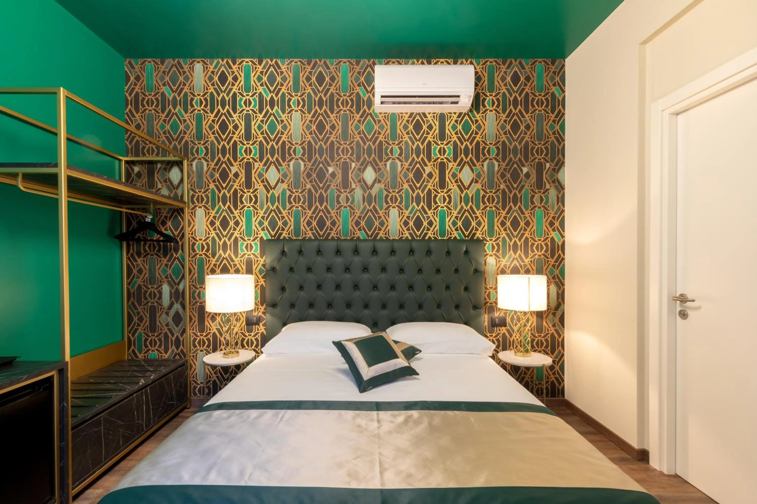 Bed in The Time -Home & Hotel-