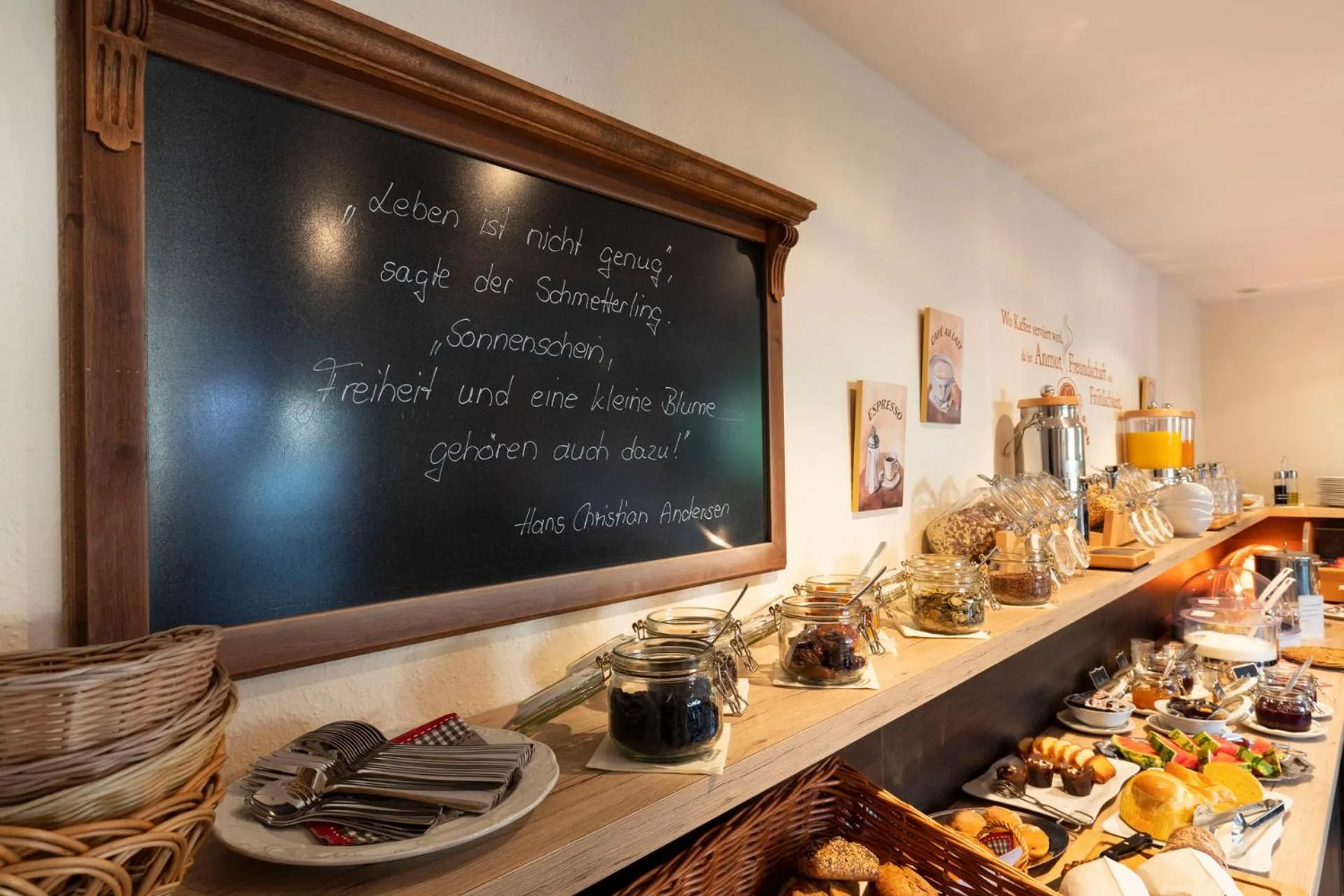 Buffet breakfast in Hotel Bergidyll