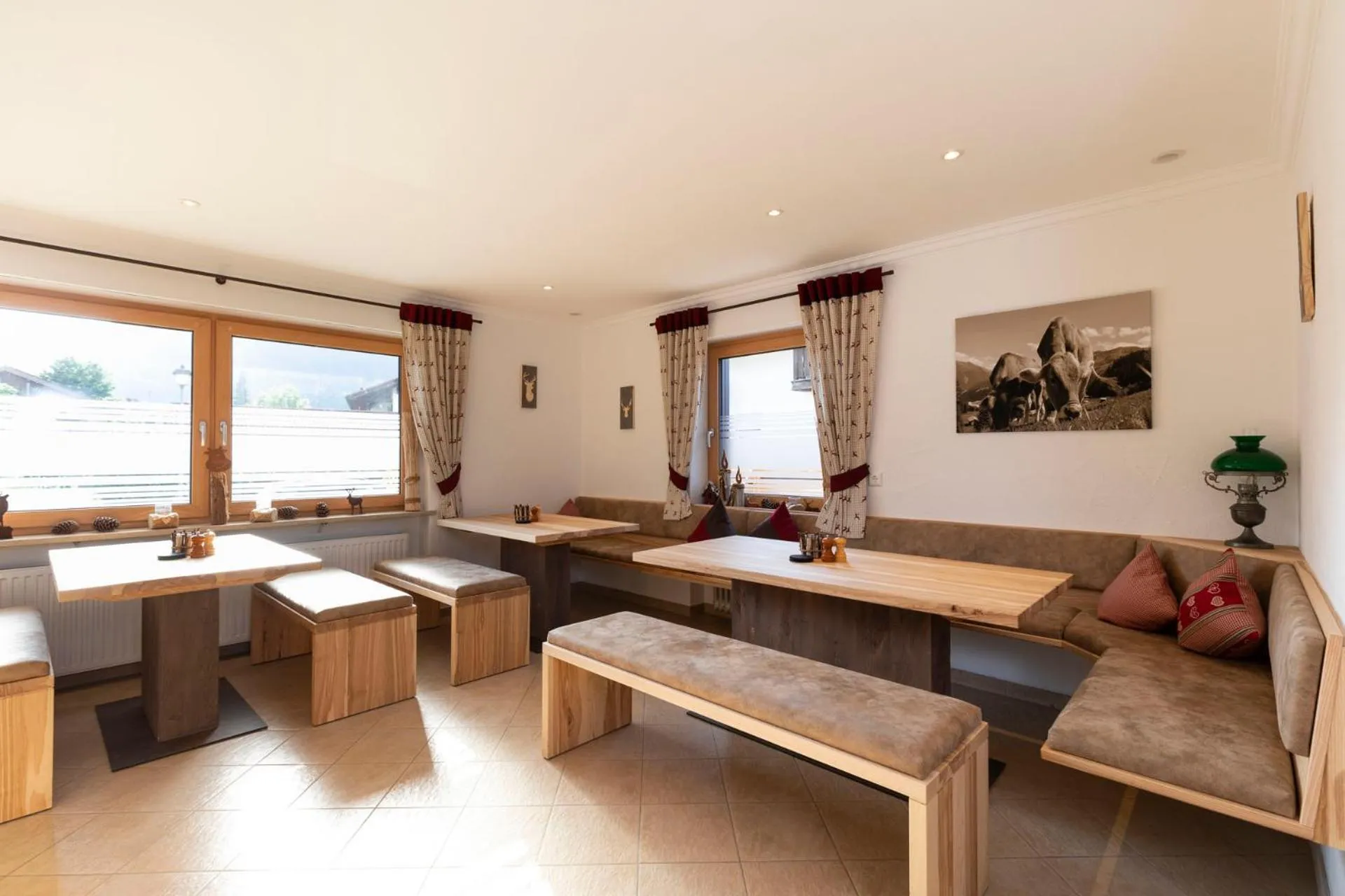 Lounge or bar in Hotel Bergidyll