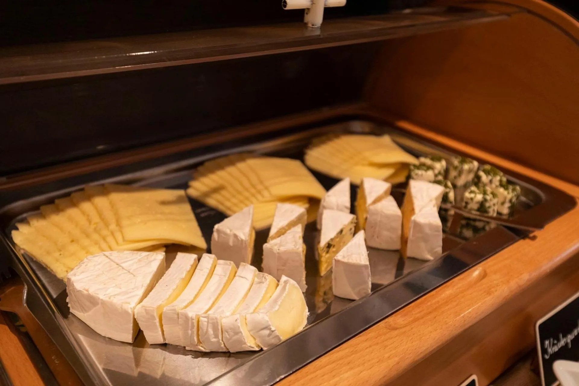 Buffet breakfast in Hotel Bergidyll