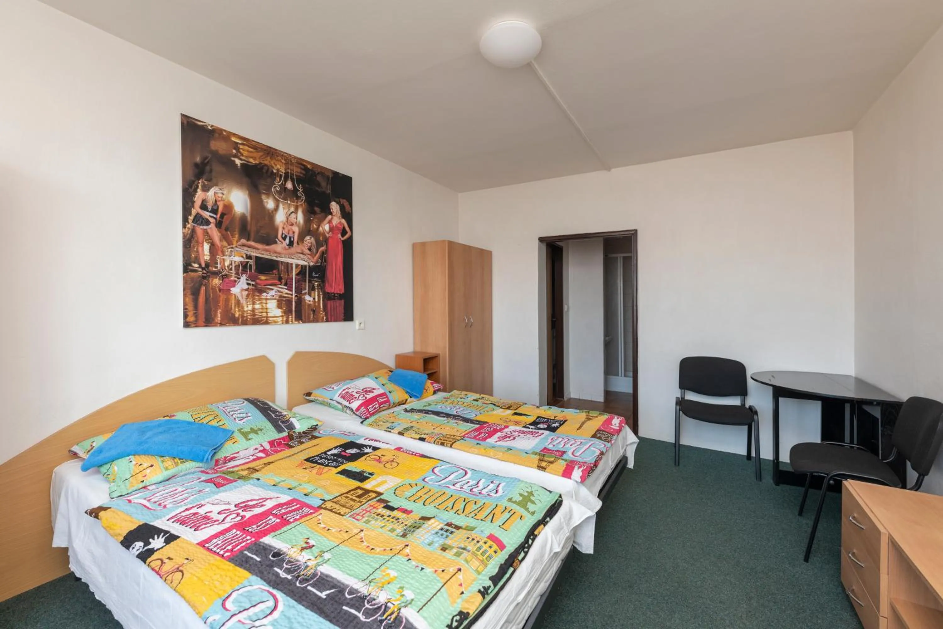 Photo of the whole room, Bed in Hotel Buly