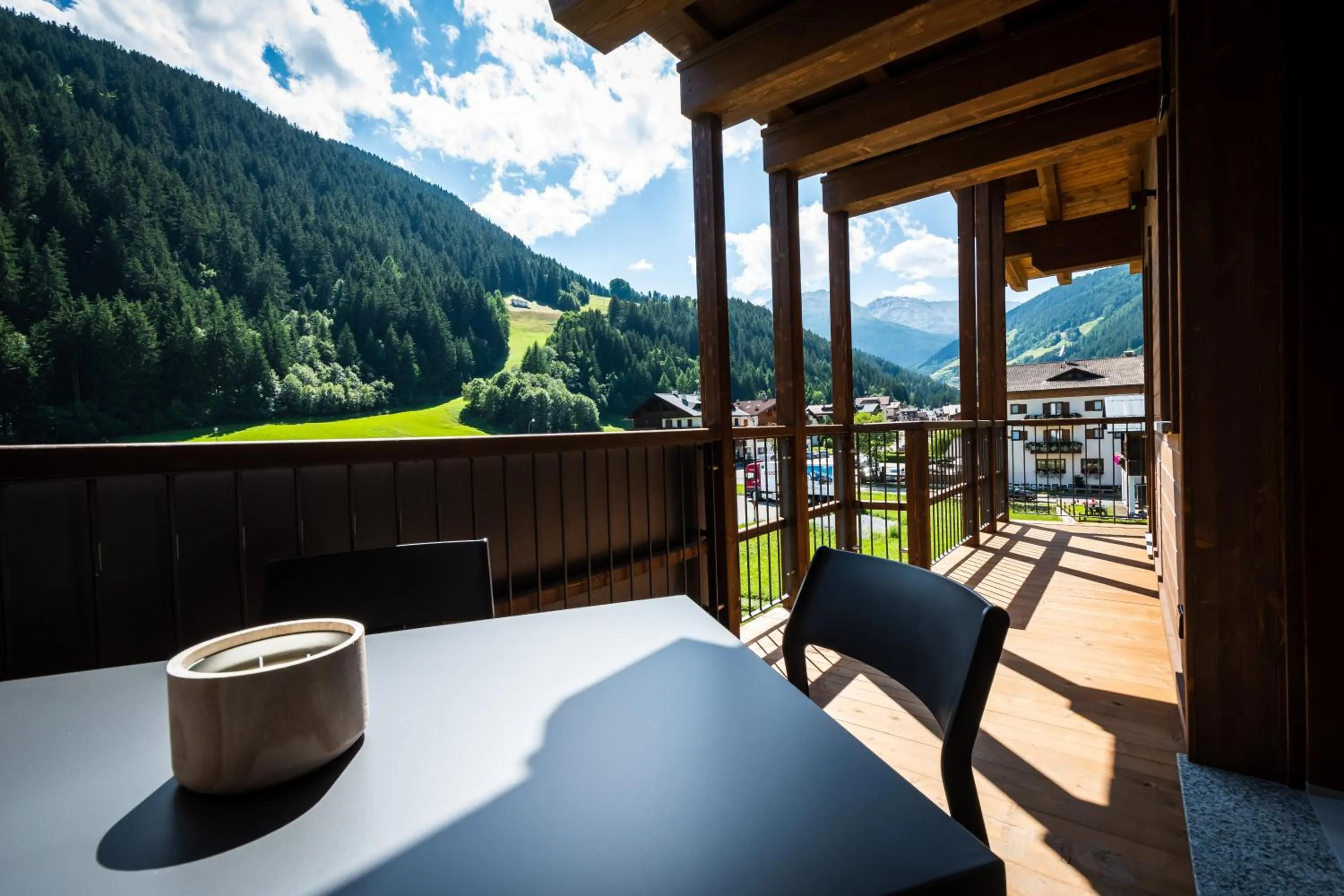 Balcony/Terrace in Nira Mountain Resort Futura