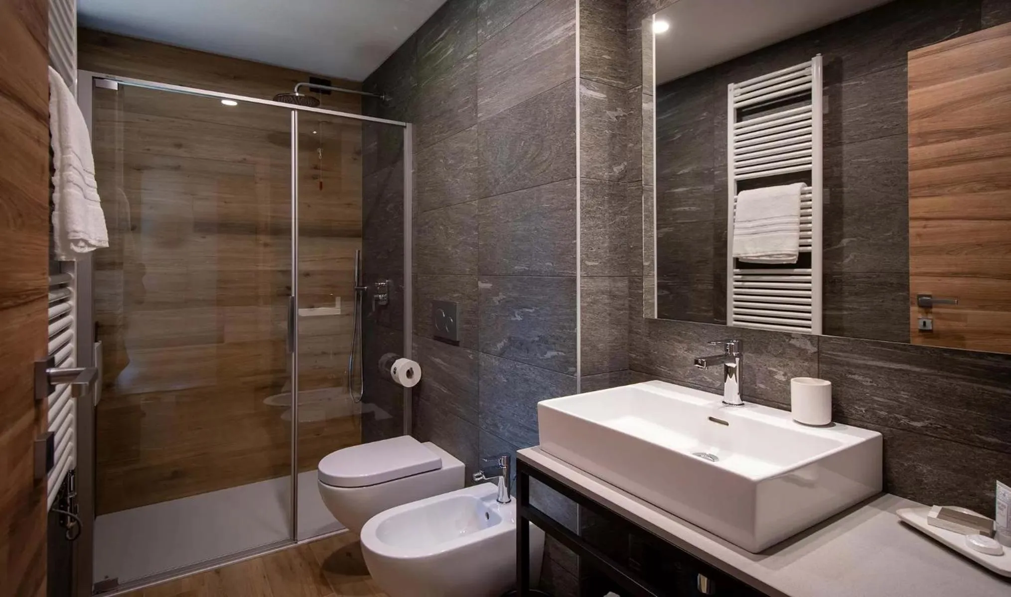 Bathroom in Nira Mountain Resort Futura